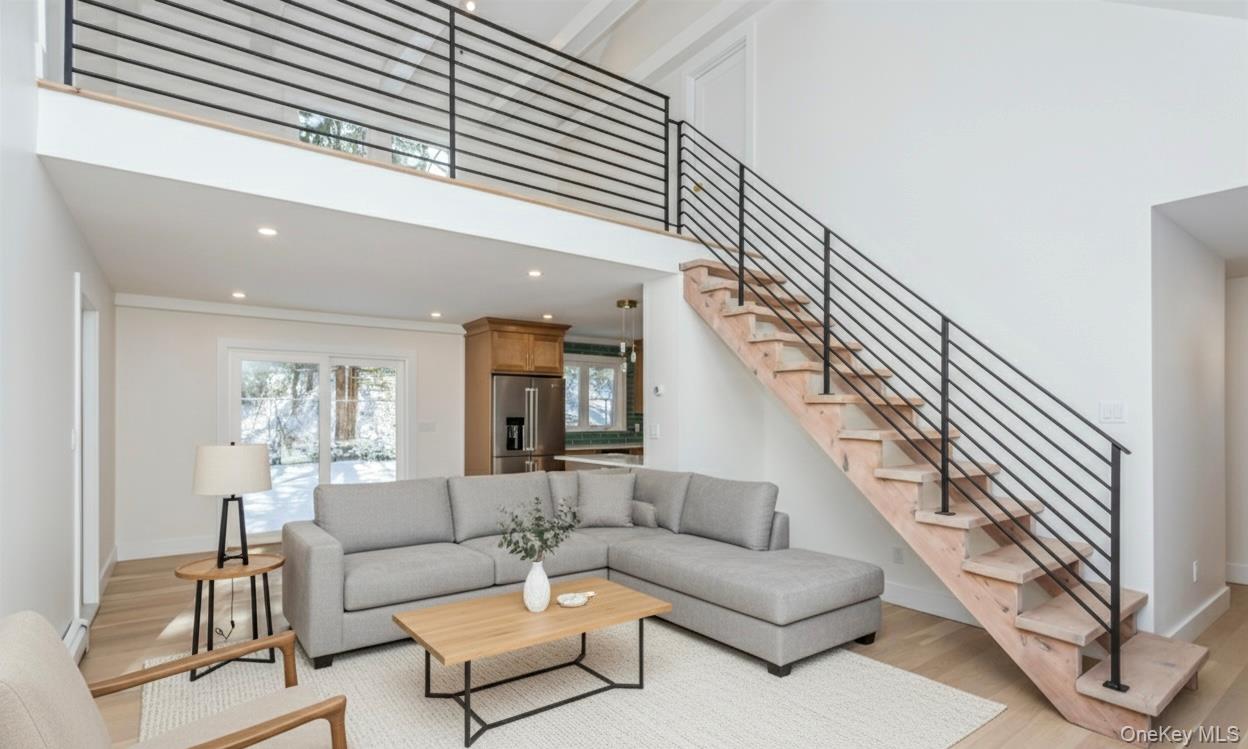 #4 photo, 83 Thoreau Court, Yorktown Heights , NY 10598