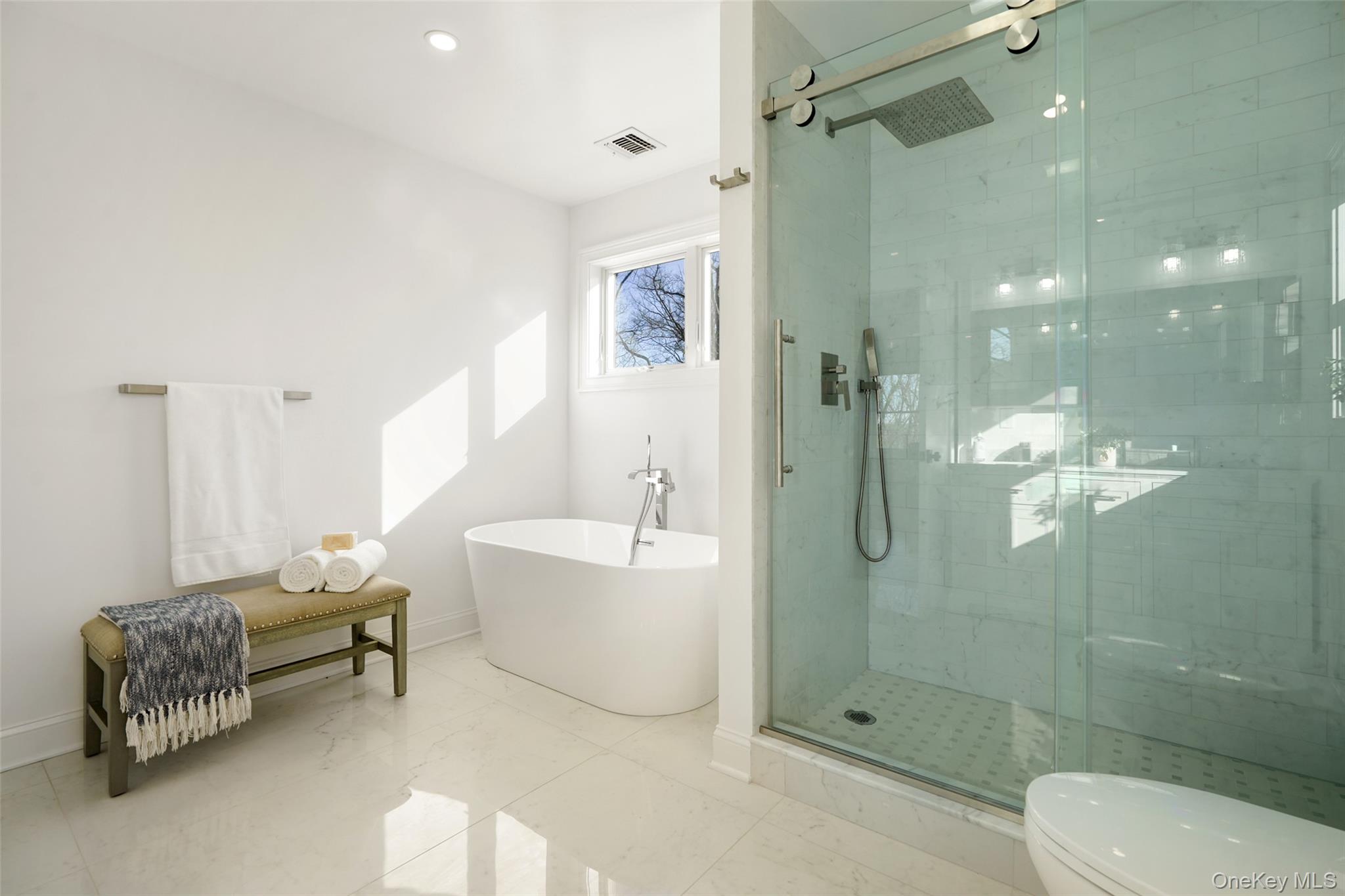 #18 photo, 35 Summit Drive, Mahopac , NY 10541