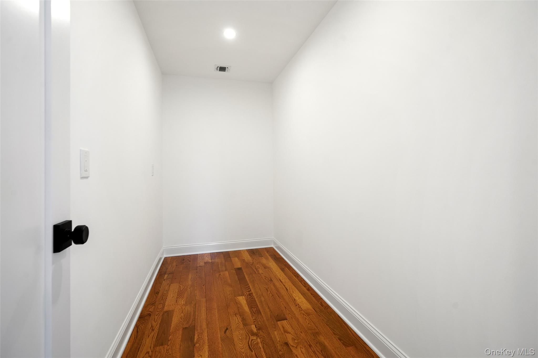 #20 photo, 35 Summit Drive, Mahopac , NY 10541