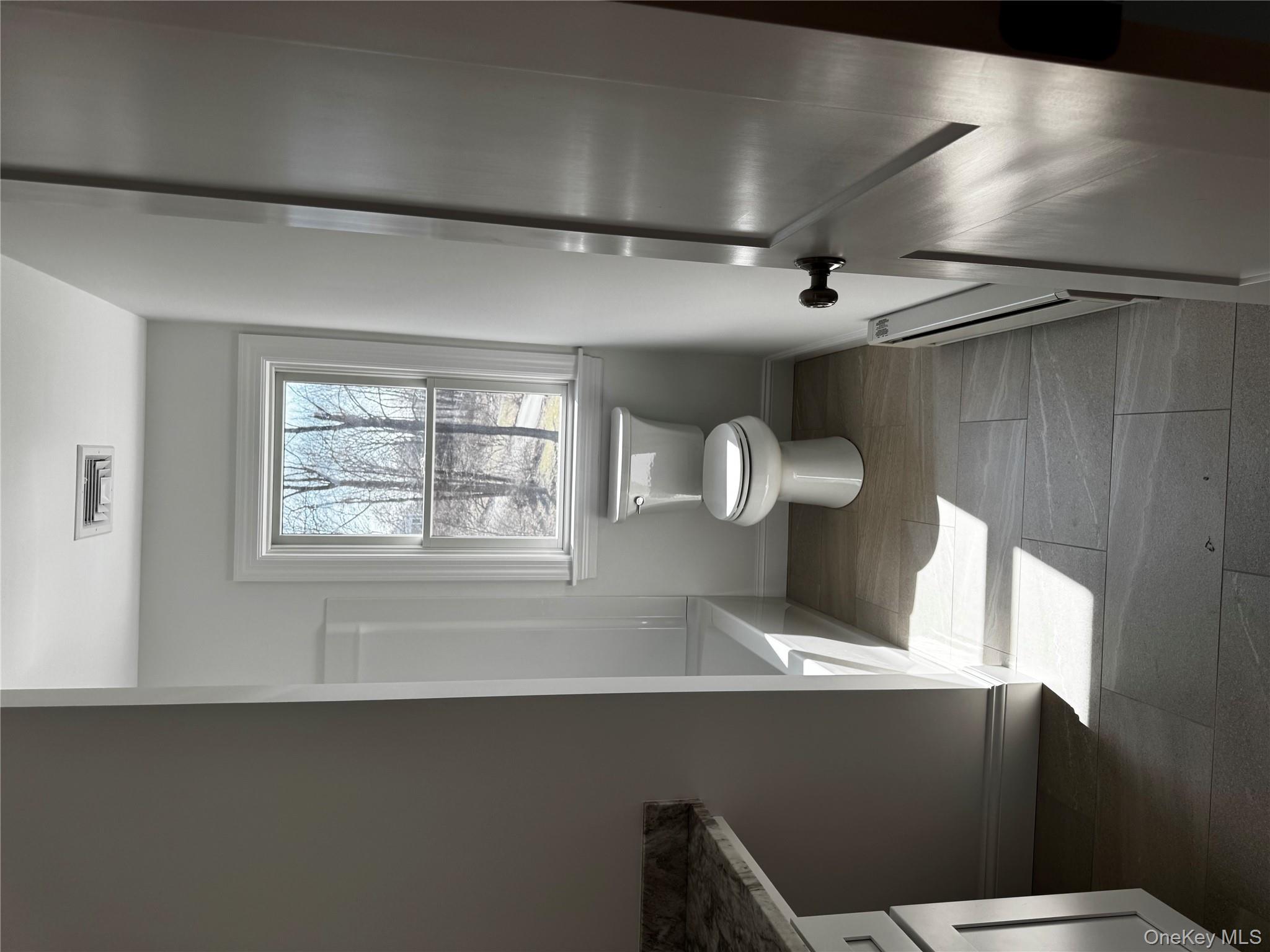 #11 photo, 7 Tulip Road, 紐約州 Lincolndale , NY 10541