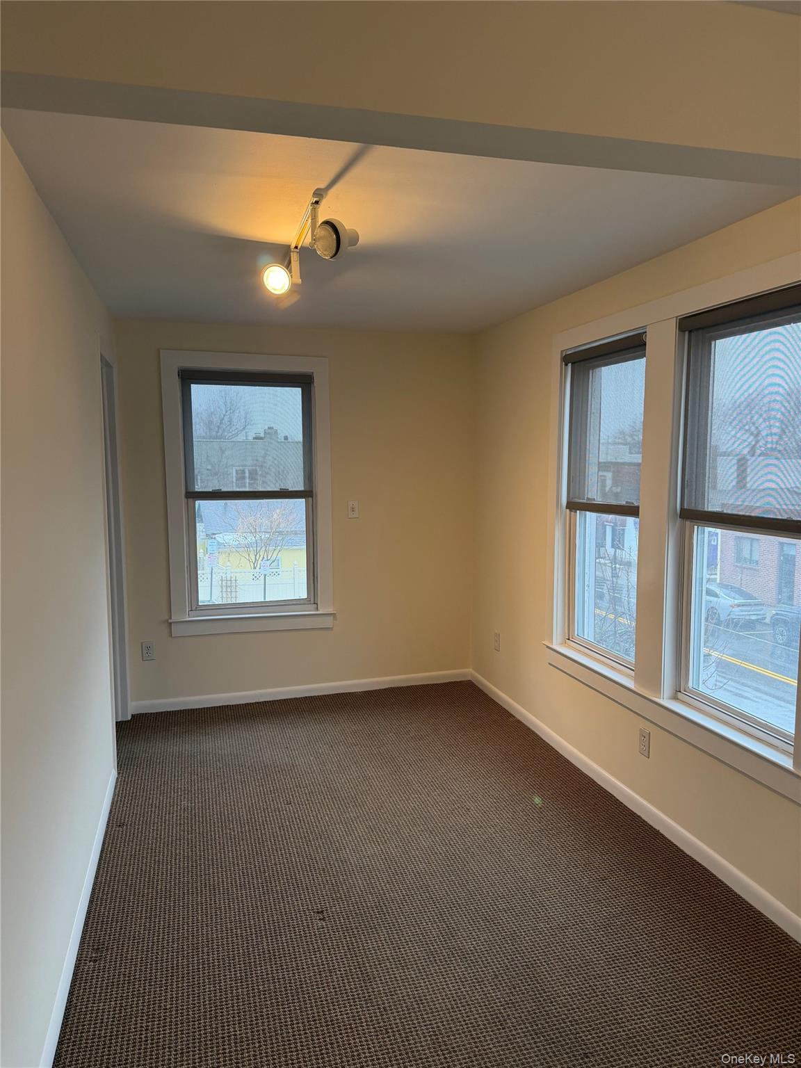 #4 photo, 596 Warburton Avenue, Hastings-on-Hudson , NY 10706