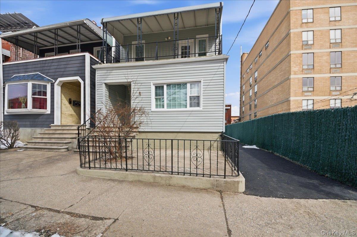 #1 photo, 1624 Seddon Street, Bronx , NY 10461