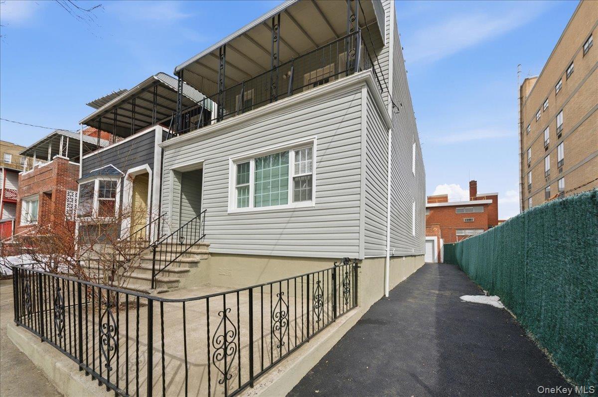 #2 photo, 1624 Seddon Street, Bronx , NY 10461