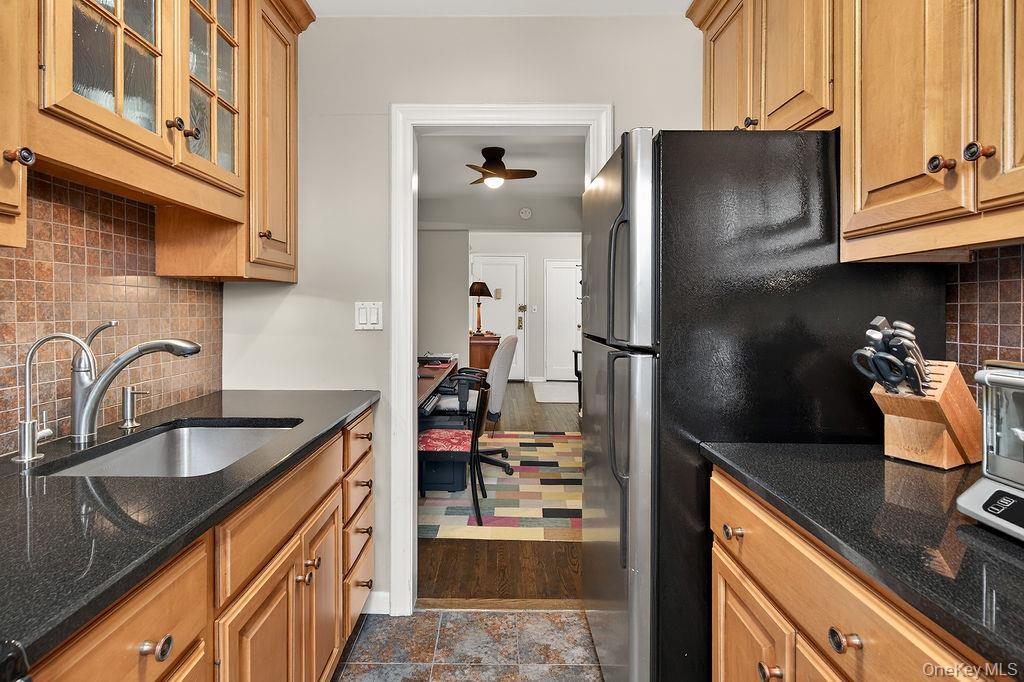 #9 photo, 485 E Lincoln Avenue, Mount Vernon , NY 10552