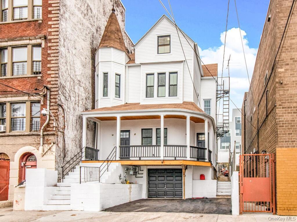 #1 photo, 154 Woodworth Avenue, 뉴욕주 Yonkers , NY 10701