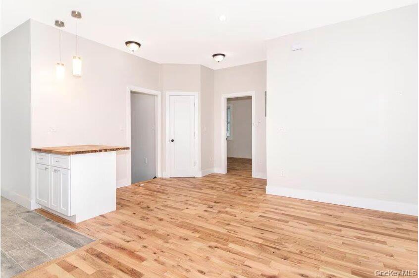 #7 photo, 154 Woodworth Avenue, 뉴욕주 Yonkers , NY 10701