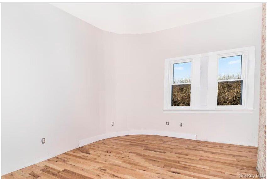 #8 photo, 154 Woodworth Avenue, 뉴욕주 Yonkers , NY 10701