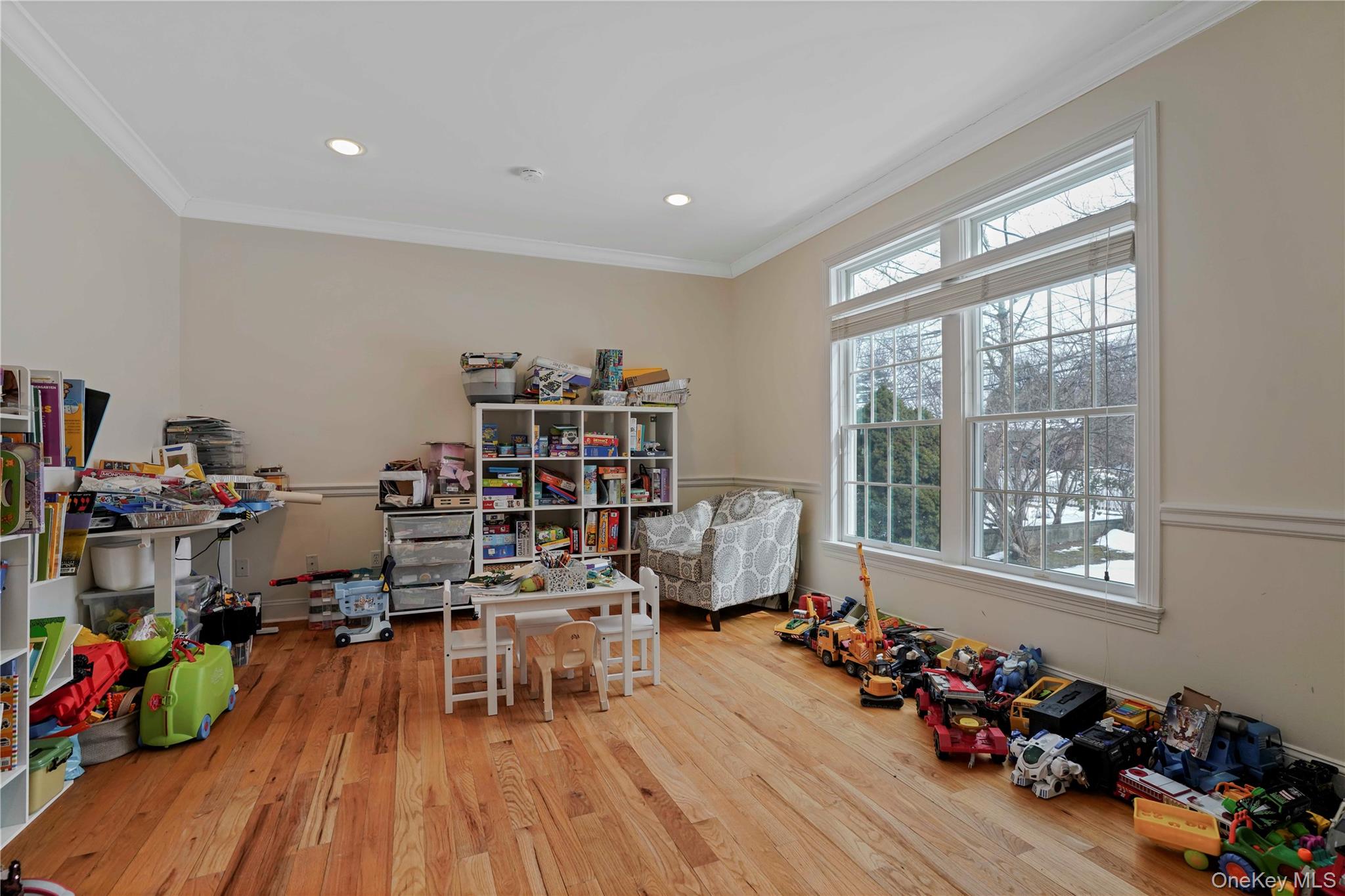 #3 photo, 484 Rosedale Avenue, White Plains , NY 10605