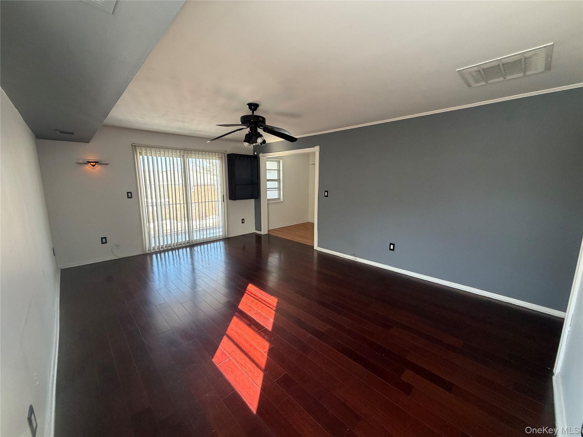 #11 photo, 7 Essex Lane, Suffern , NY 10901