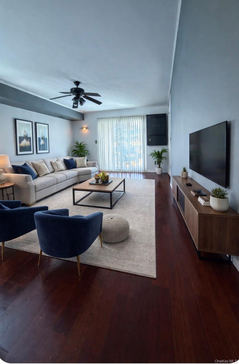 #9 photo, 7 Essex Lane, Suffern , NY 10901