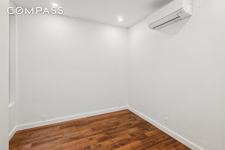 #9 photo, 17-18 Woodbine Street, Ridgewood , NY 11385