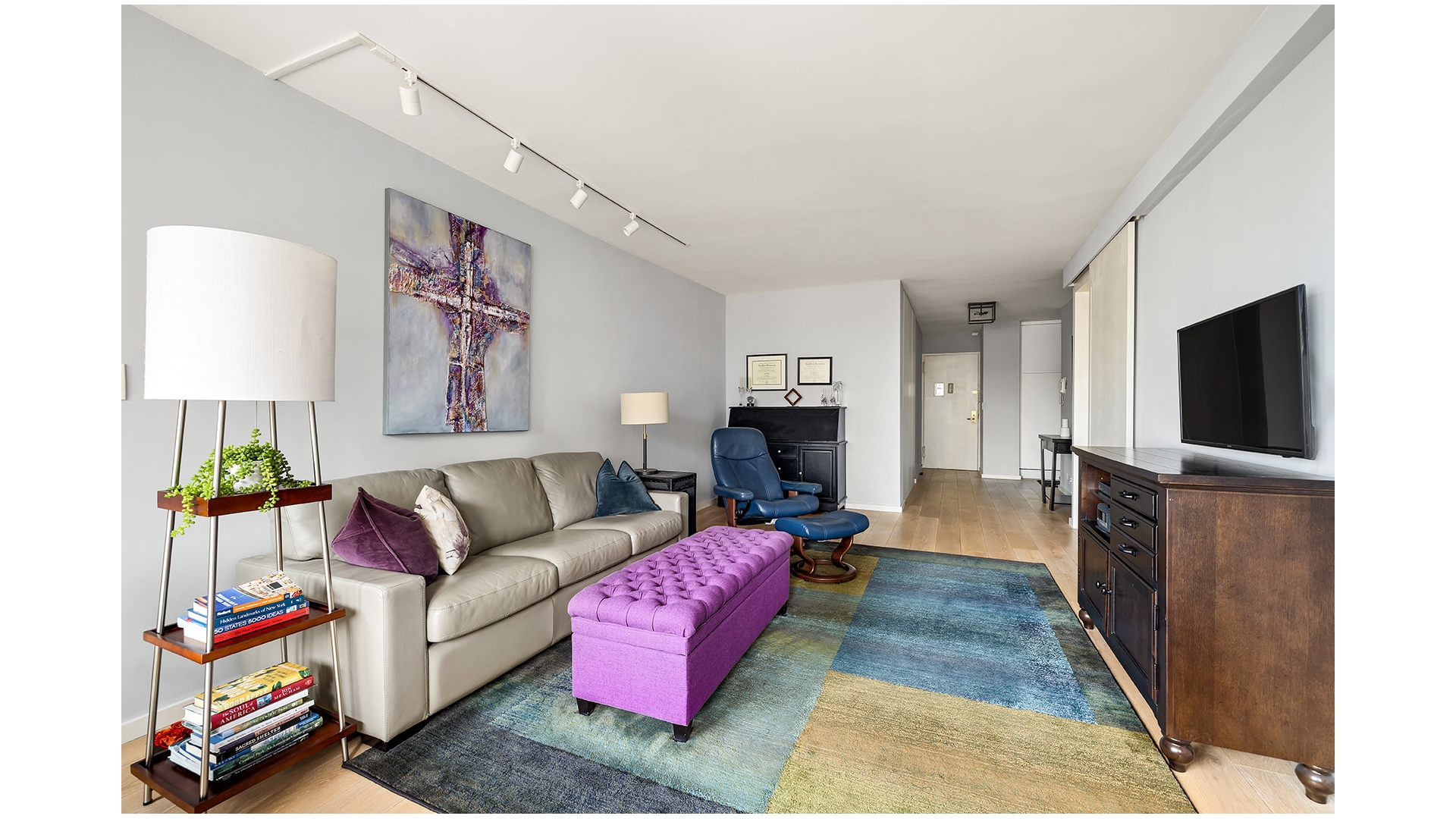 #3 photo, 44 W 62ND Street, Lincoln Square , NY 10023