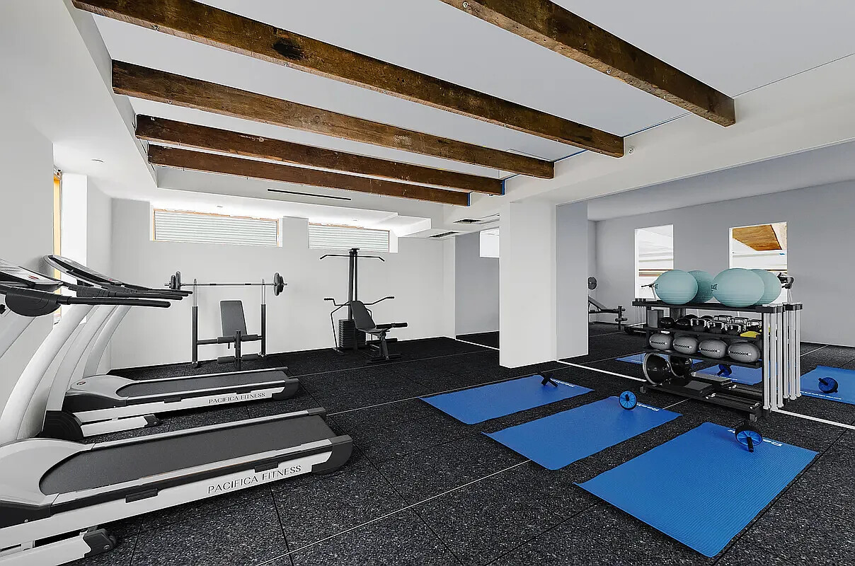 #11 photo, 540 GRAHAM Avenue, Greenpoint , NY 11222