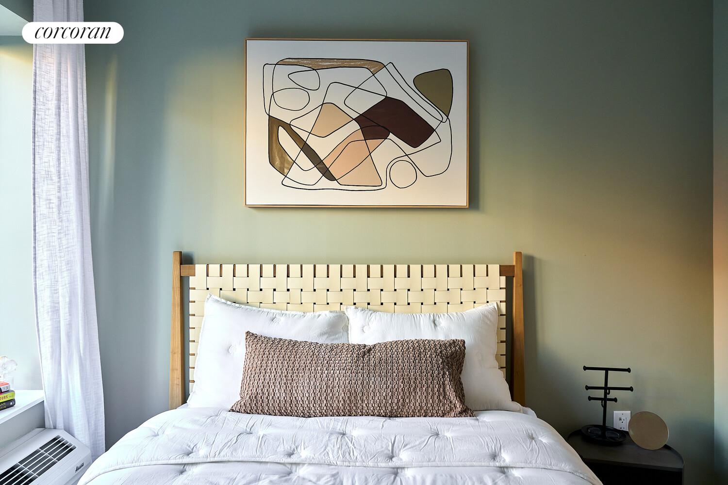 #6 photo, Bronx, Concourse , NY 10451