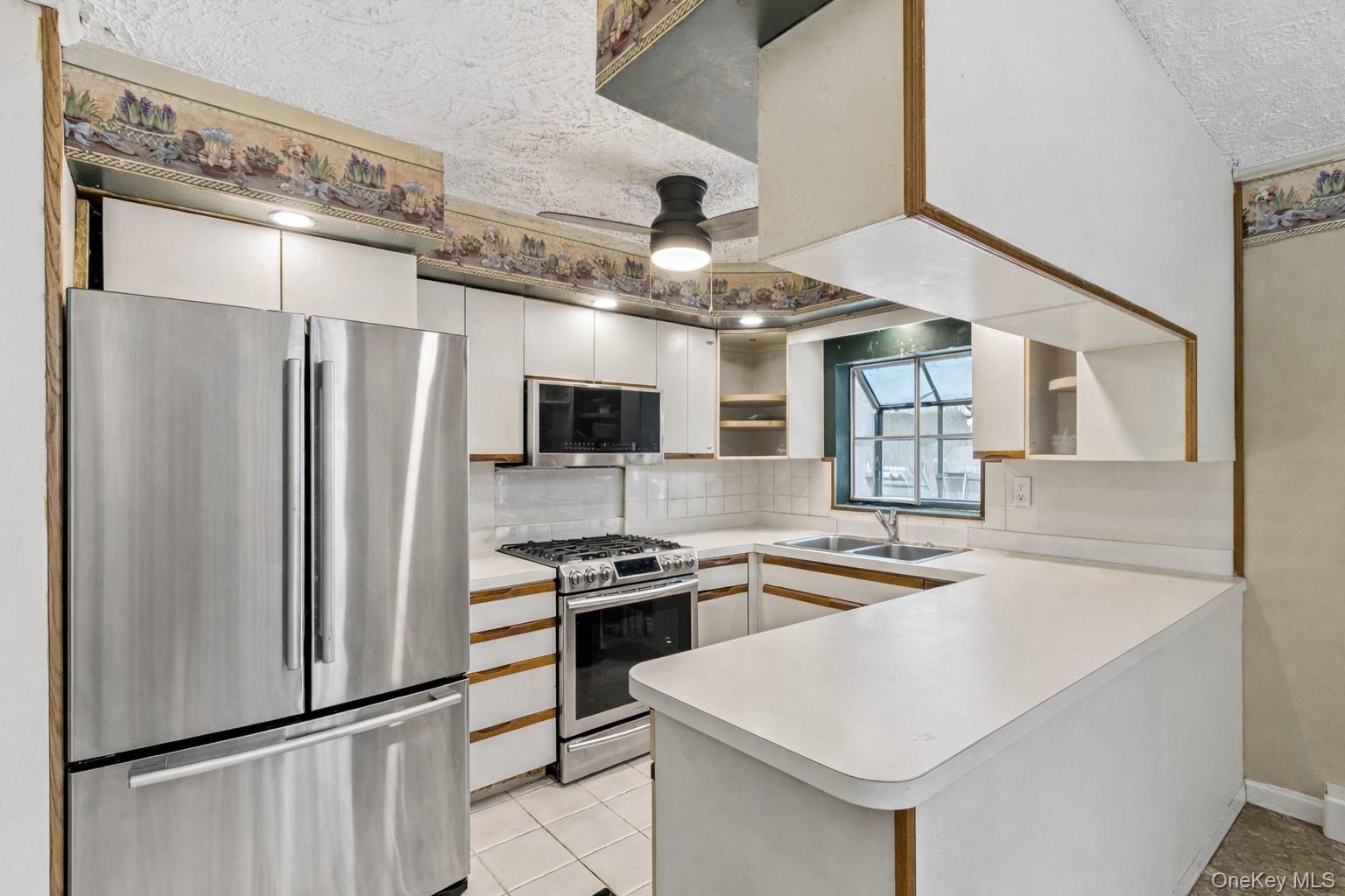 #4 photo, 15 Walnut Street, Centereach , NY 11720