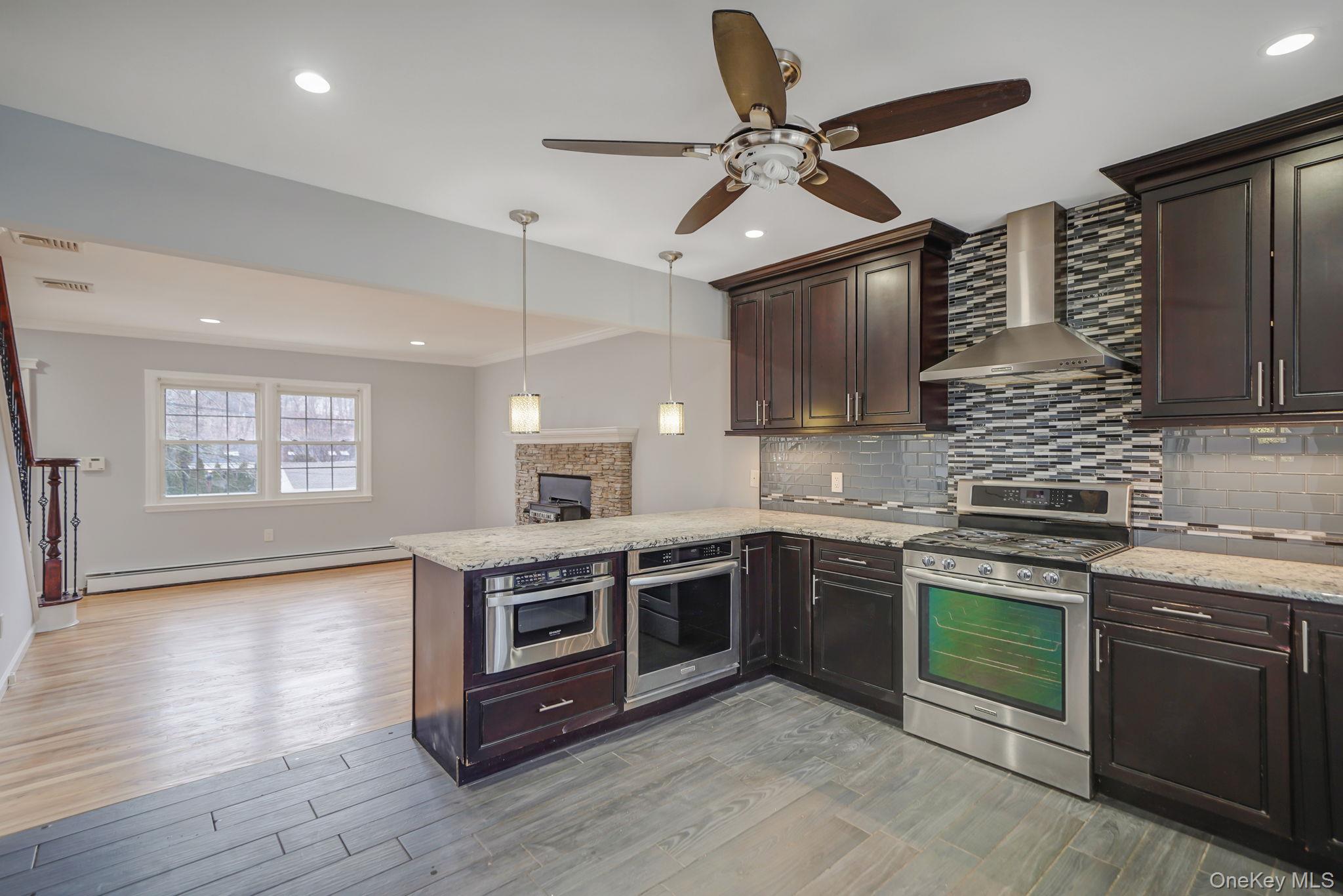 #5 photo, 92 Hawthorne Road, سوفولك Kings Park , NY 11754