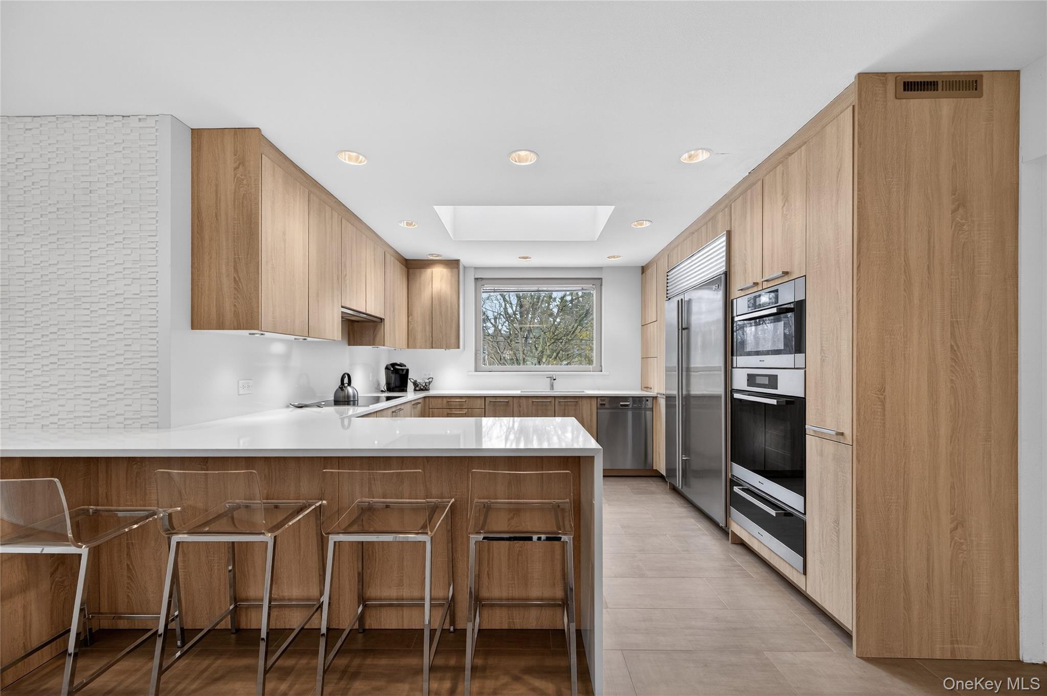 #5 photo, 120 Bacon Road, 롱 아일랜드 Old Westbury , NY 11568