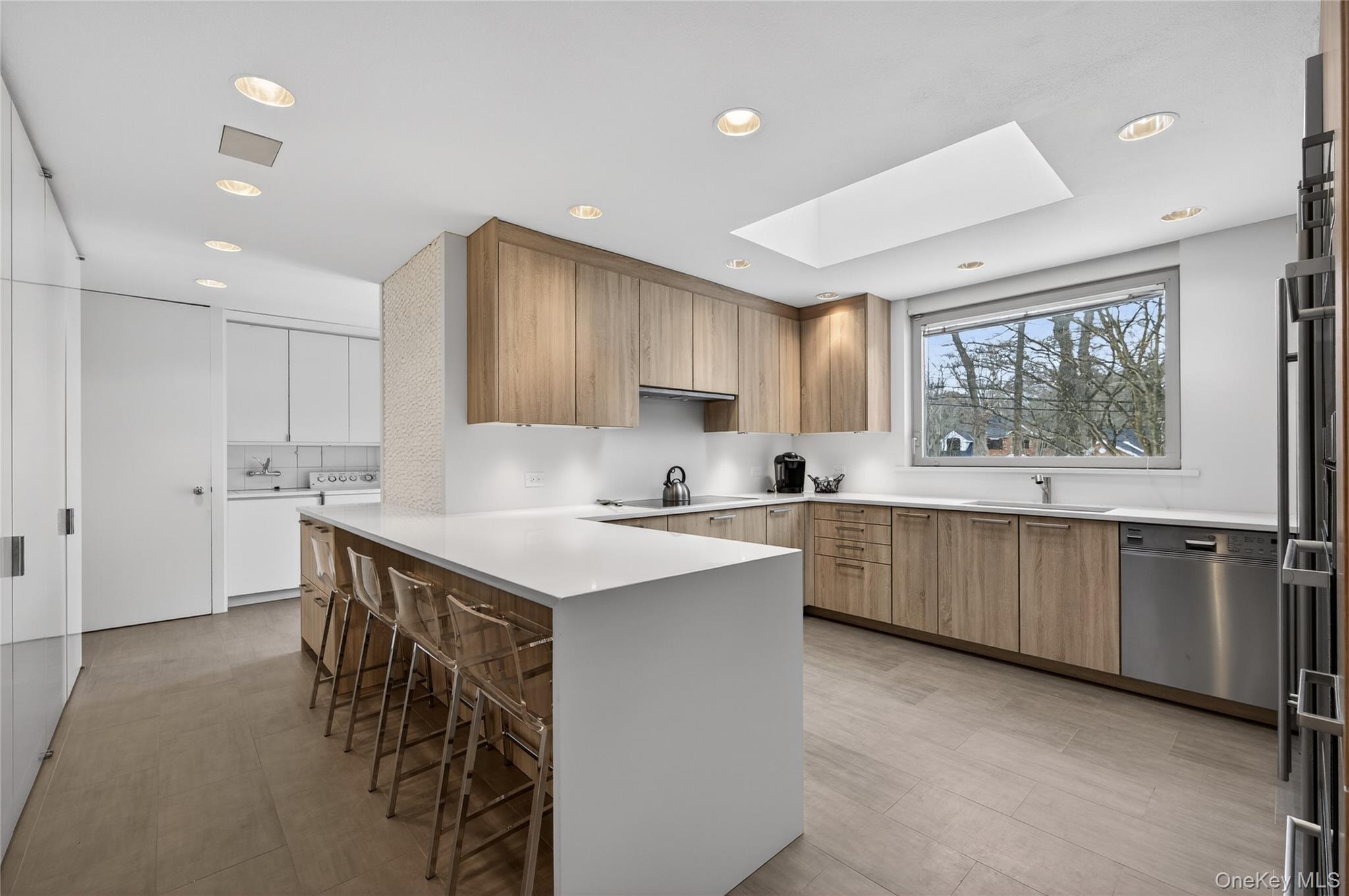 #7 photo, 120 Bacon Road, 롱 아일랜드 Old Westbury , NY 11568