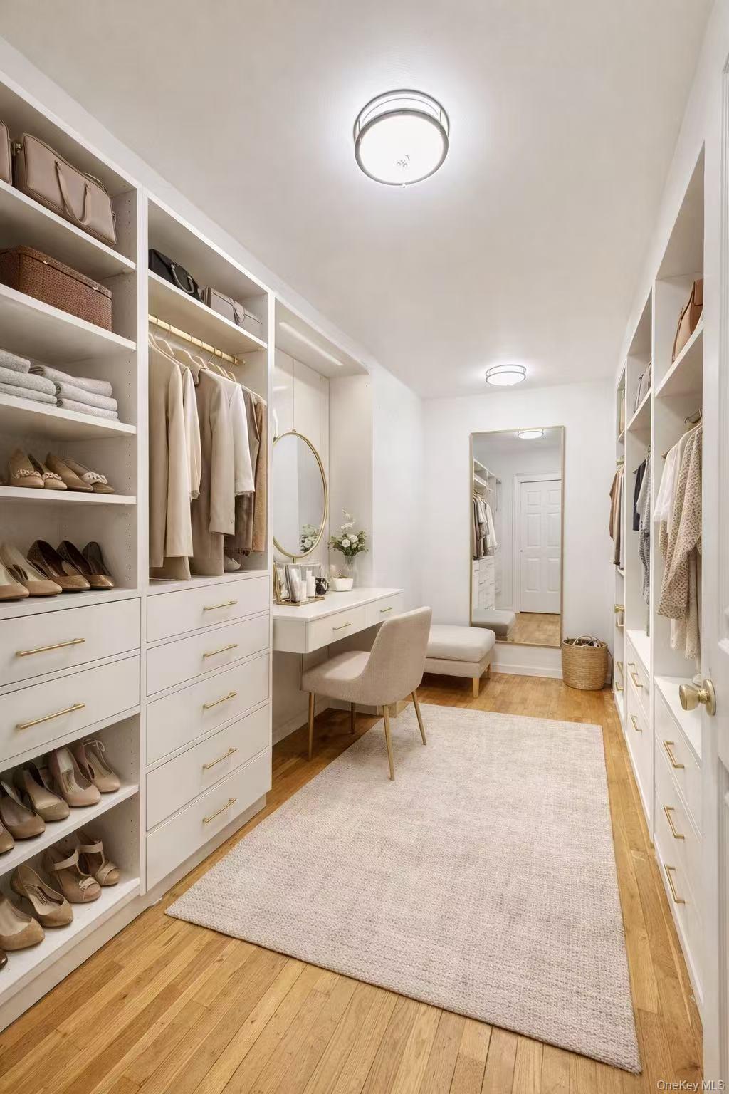 #9 photo, 87-14 57TH Road, 뉴욕퀸즈 Elmhurst , NY 11373