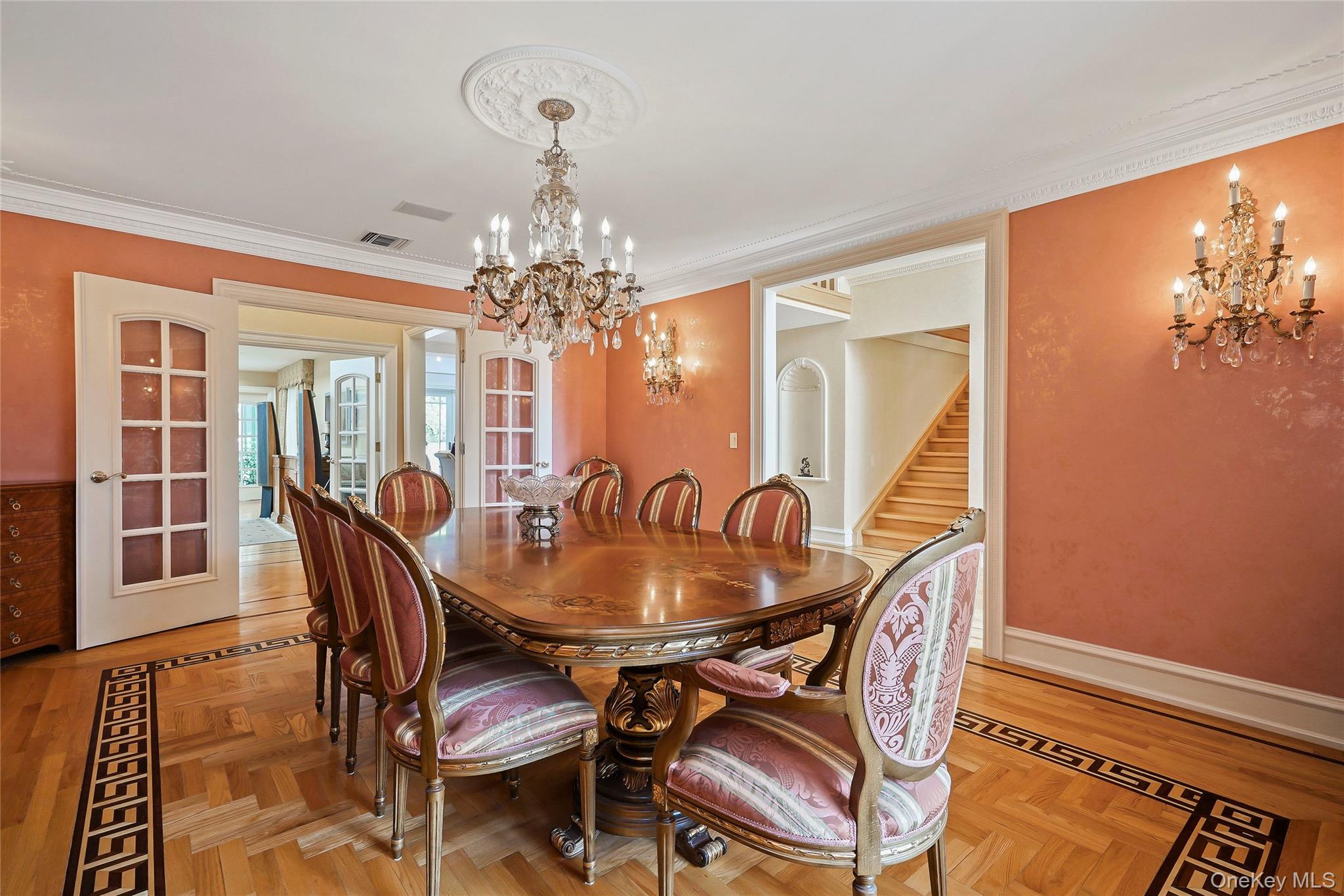 #12 photo, 10 Hill Road, Sands Point , NY 11050