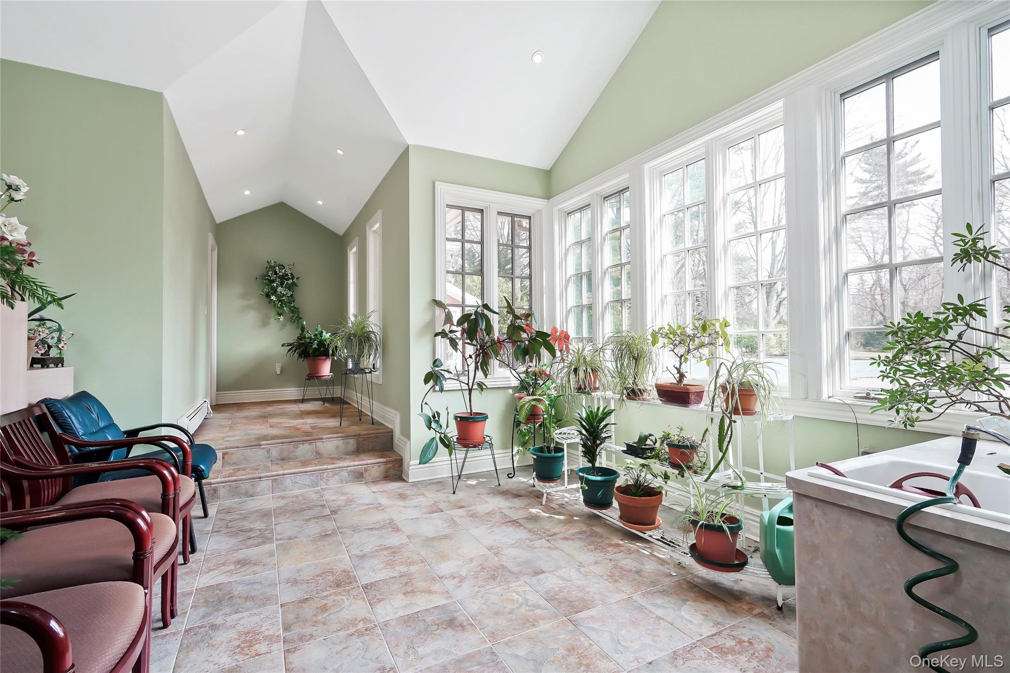 #16 photo, 10 Hill Road, Sands Point , NY 11050