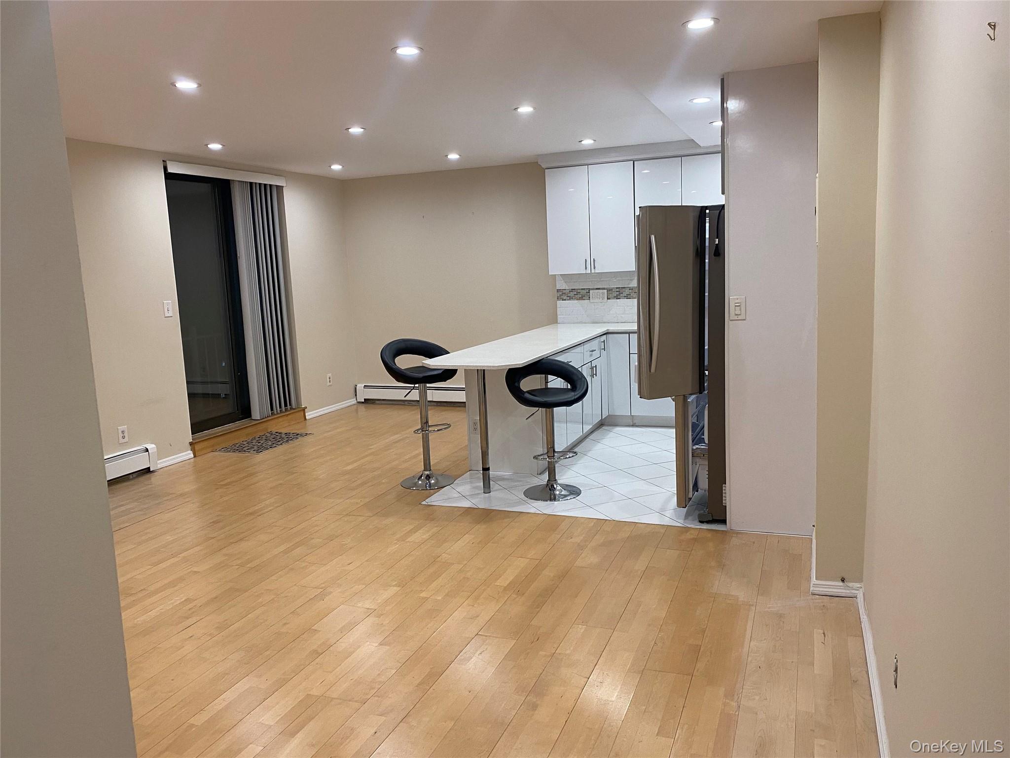 #4 photo, 136 17 Maple ave, Flushing , NY 11355