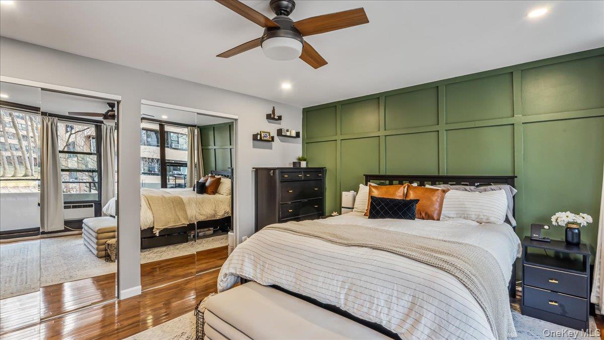 #13 photo, 10-24 166th Street, कुईंस Beechhurst , NY 11357