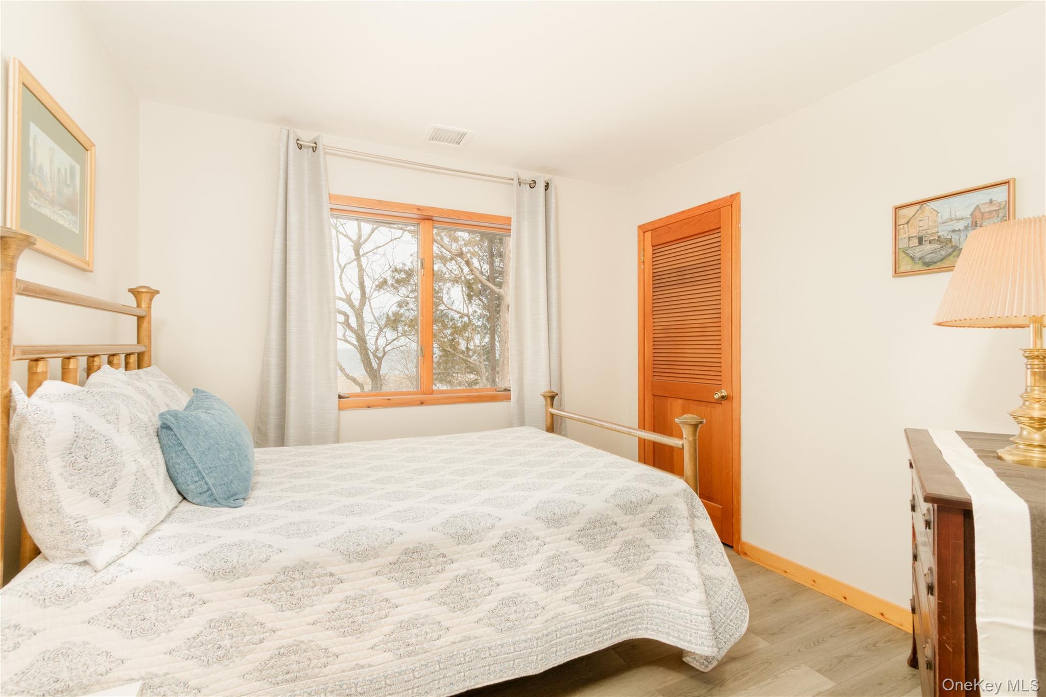 #11 photo, 171 Harbor Beach Road, Mount Sinai , NY 11766