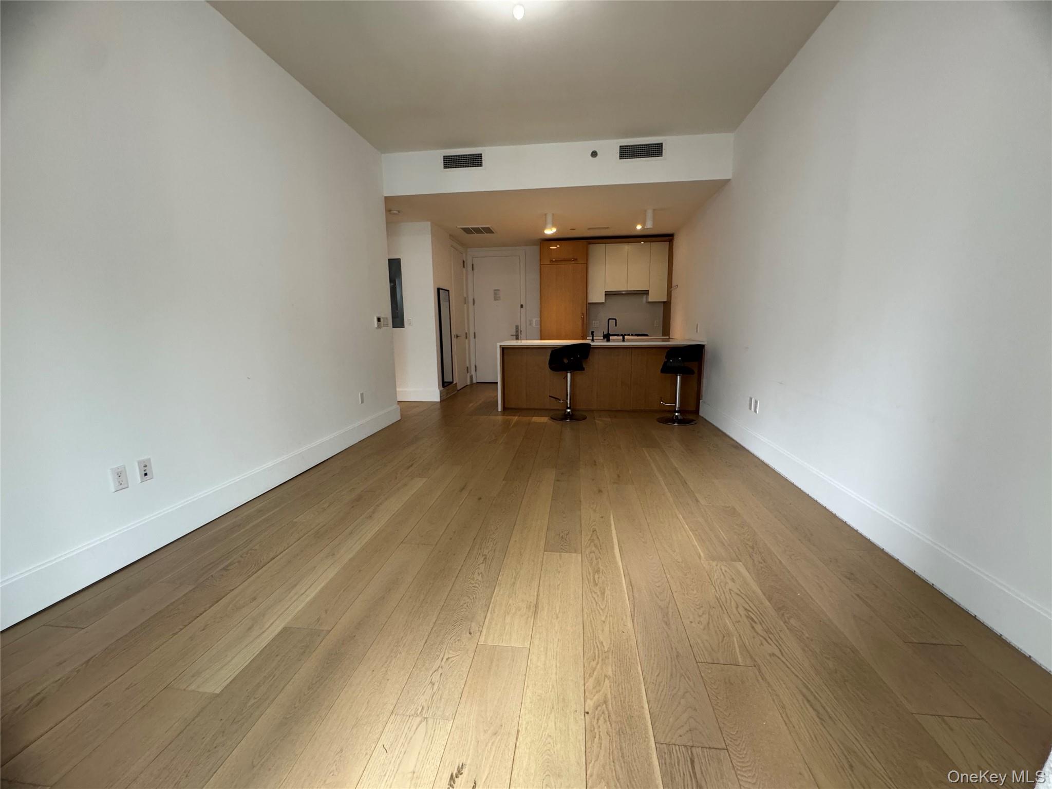 #9 photo, 2218 Jackson Avenue, Long Island City , NY 11101