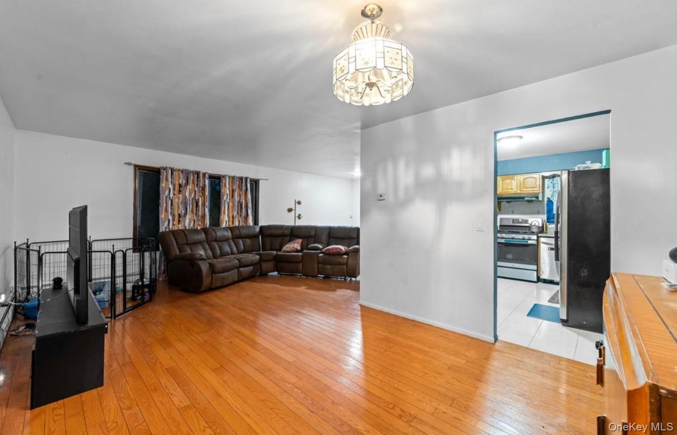 #2 photo, 97 Arlington Avenue, Valley Stream , NY 11580