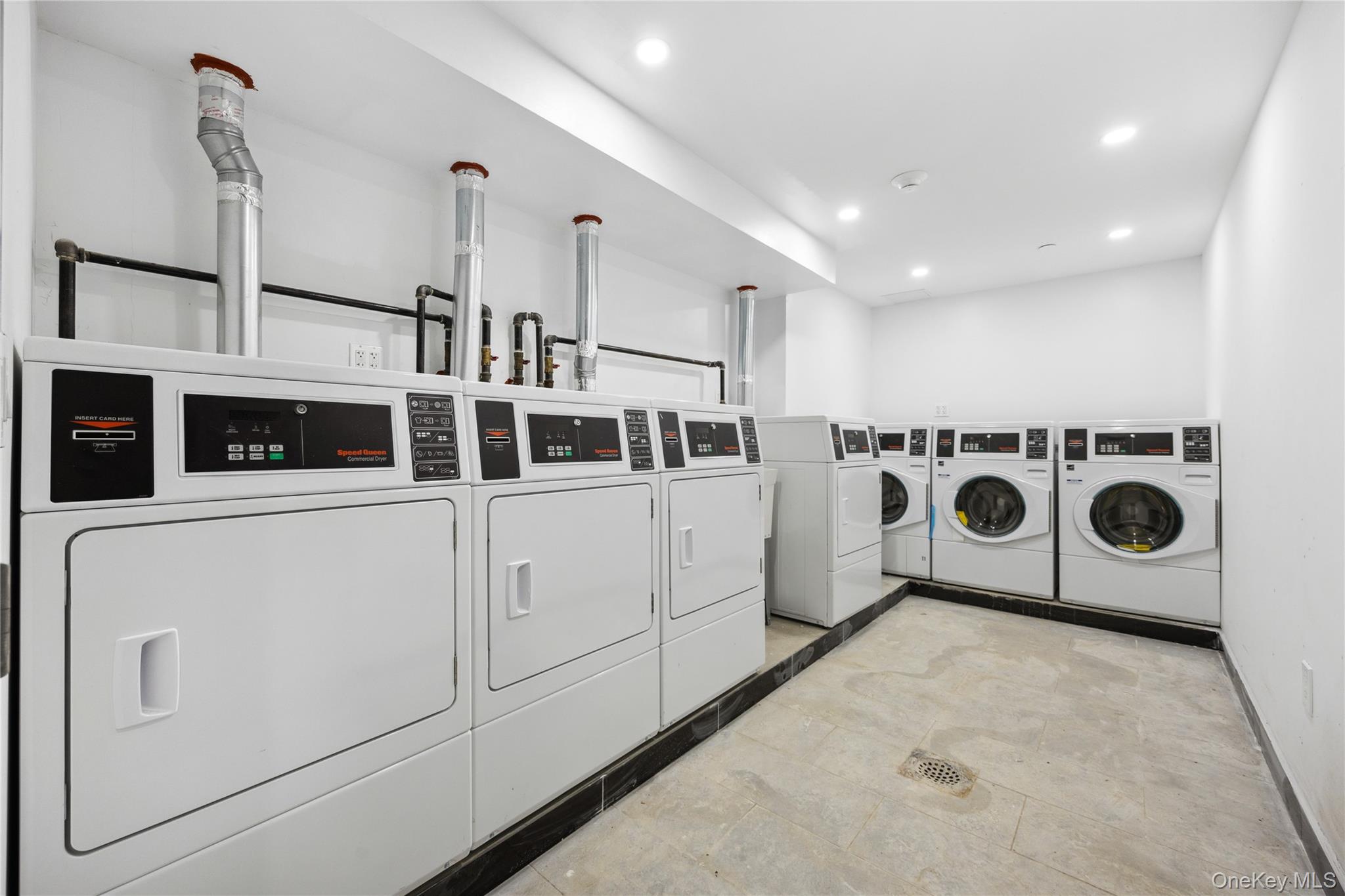 #12 photo, 163-07 72nd Ave, Fresh Meadows , NY 11365