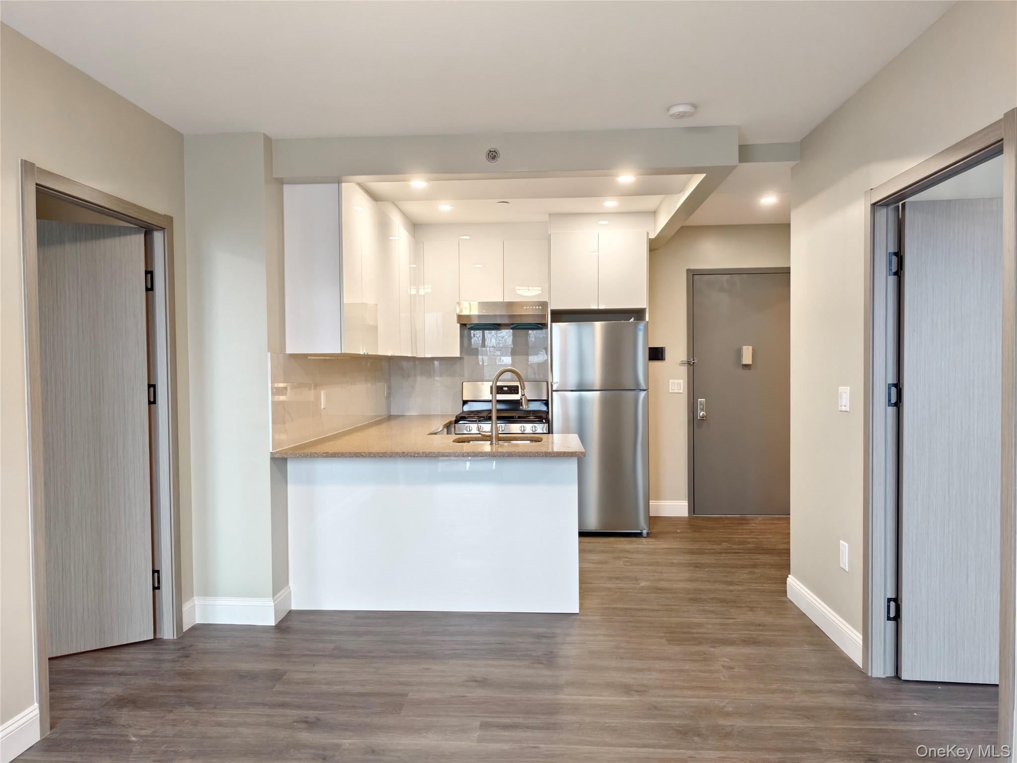 #3 photo, 163-07 72nd Ave, Fresh Meadows , NY 11365