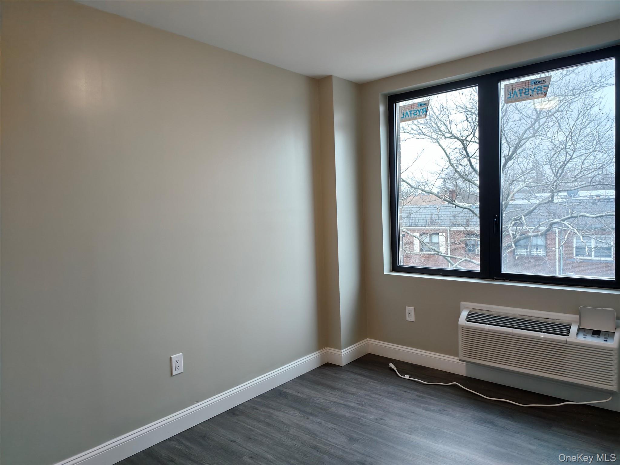 #6 photo, 163-07 72nd Ave, Fresh Meadows , NY 11365