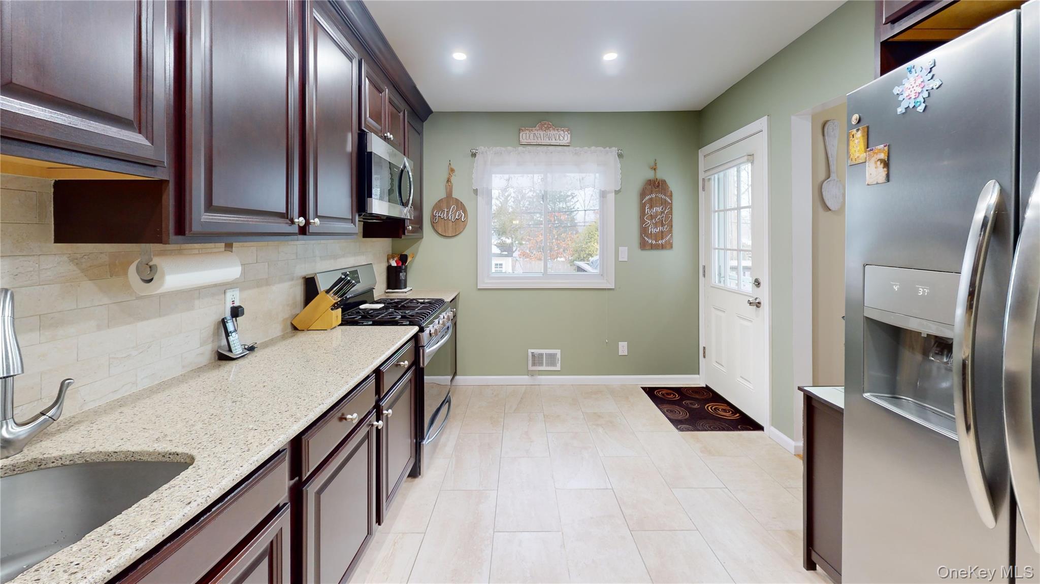 #11 photo, 8 Mulberry Drive, 東長島 史密斯敦 Smithtown , NY 11787