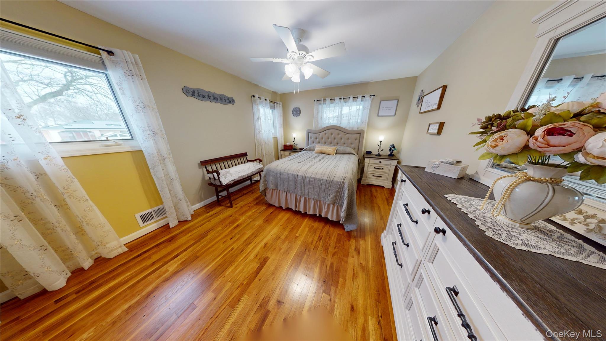 #18 photo, 8 Mulberry Drive, 東長島 史密斯敦 Smithtown , NY 11787