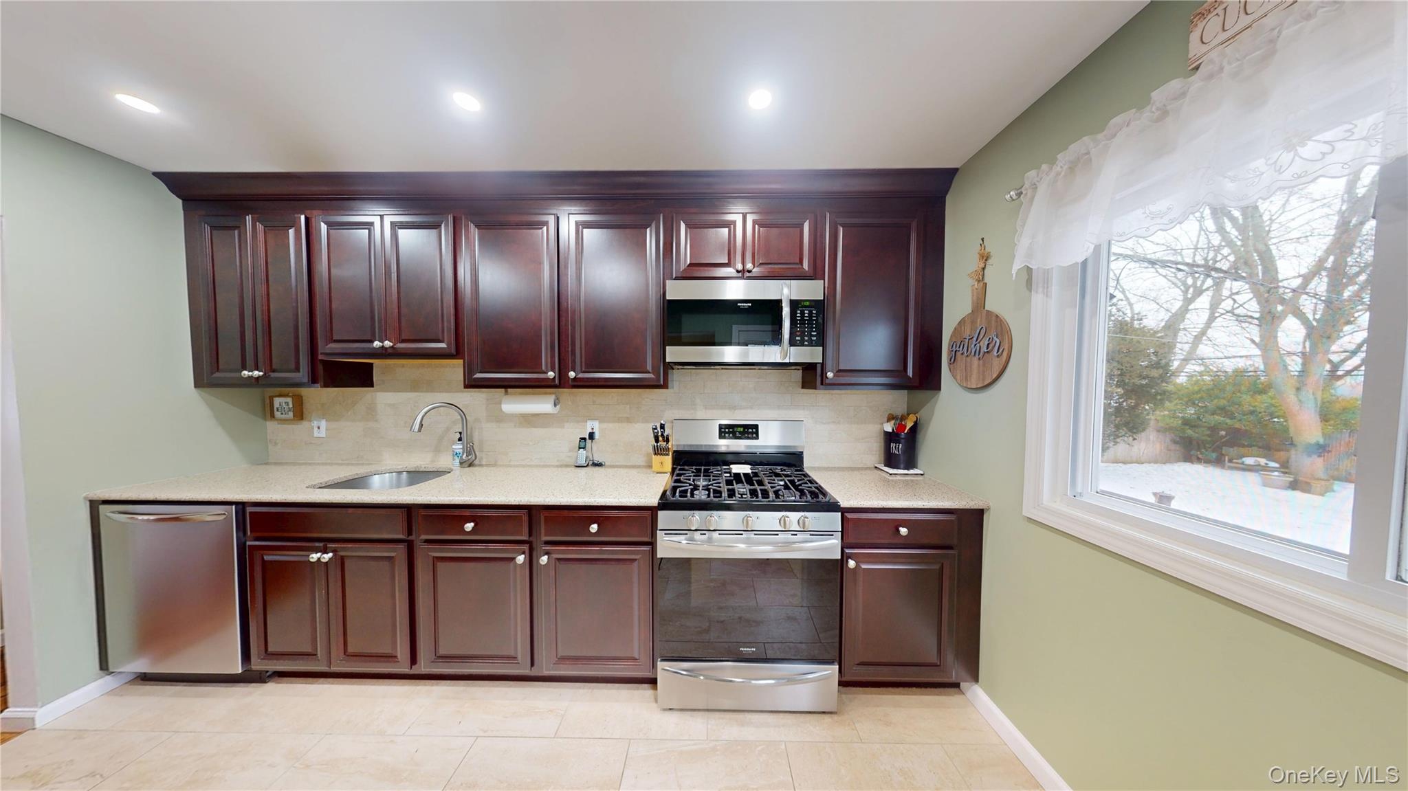 #8 photo, 8 Mulberry Drive, 東長島 史密斯敦 Smithtown , NY 11787