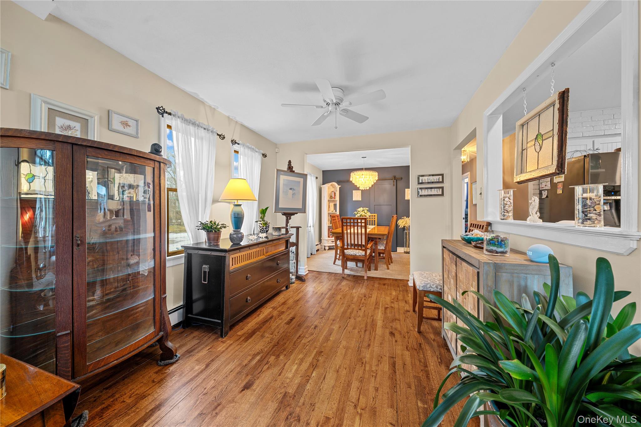 #14 photo, 243 S Dunton Avenue, 롱 아일랜드 East Patchogue , NY 11772