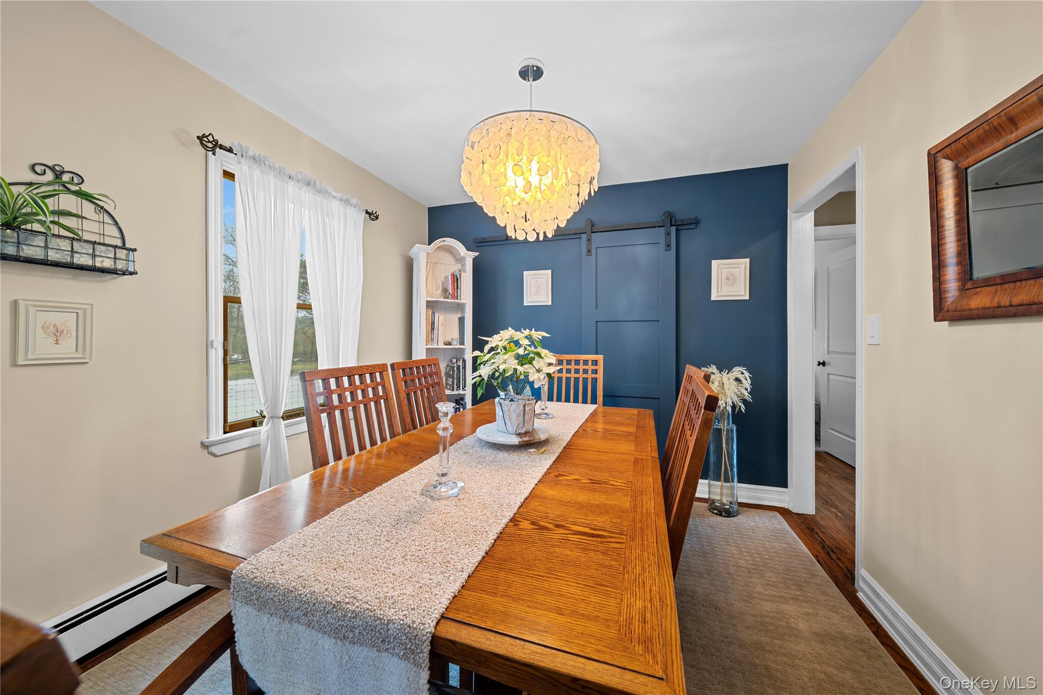 #16 photo, 243 S Dunton Avenue, 롱 아일랜드 East Patchogue , NY 11772