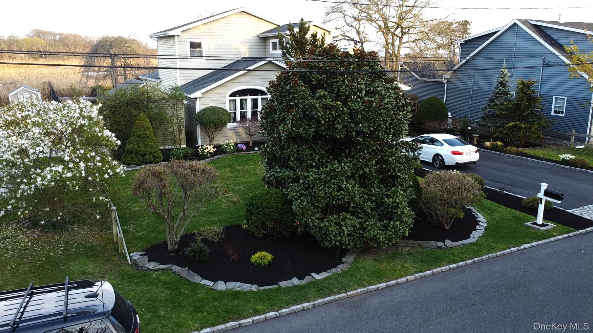 #4 photo, 243 S Dunton Avenue, 롱 아일랜드 East Patchogue , NY 11772