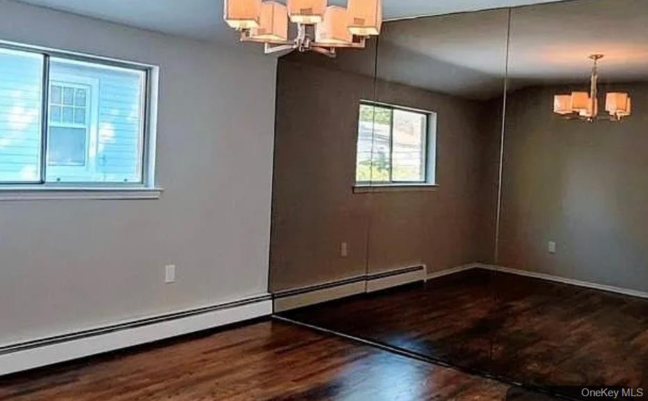 #3 photo, 41-30 249st, Little Neck , NY 11362