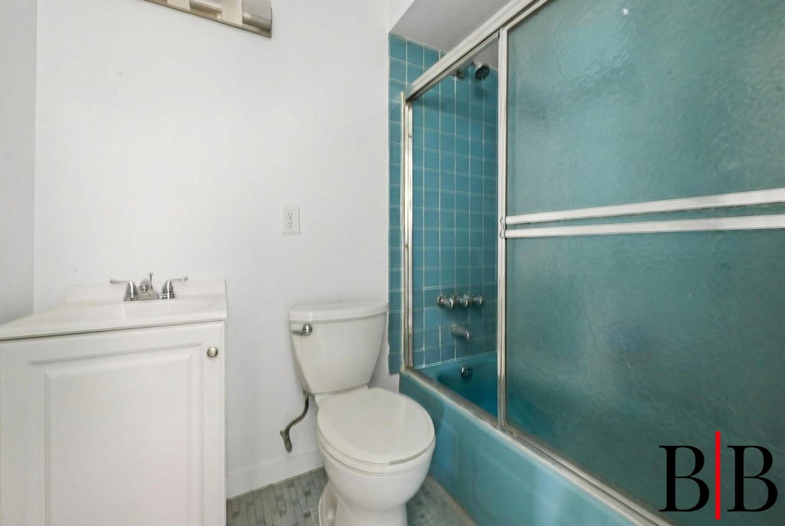 #24 photo, 1241 East 69 Street, Bergen Beach , NY 11234