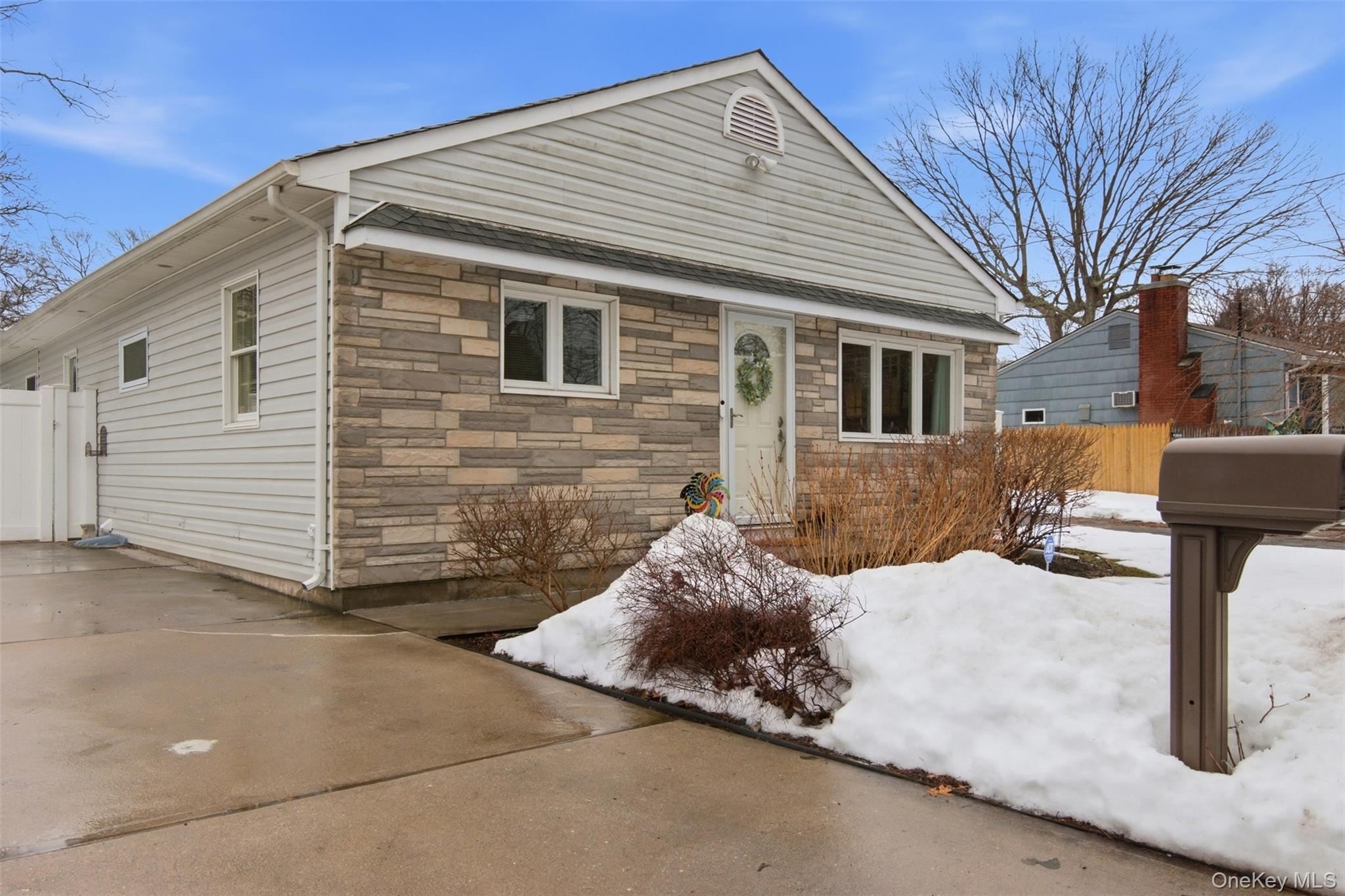 #2 photo, 27 Great River Drive, Sound Beach , NY 11789