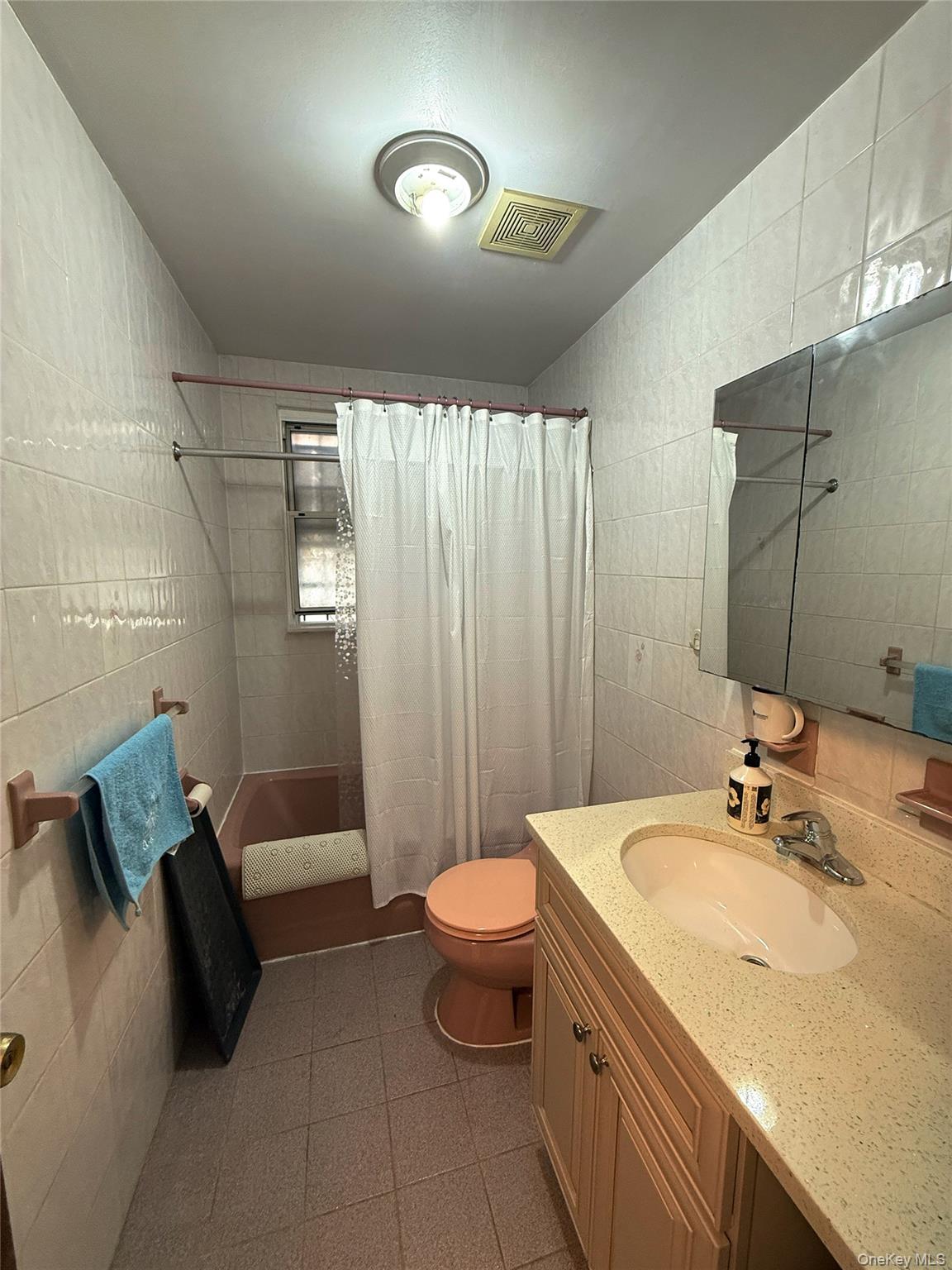 #13 photo, 3958 65th Street, Woodside , NY 11377