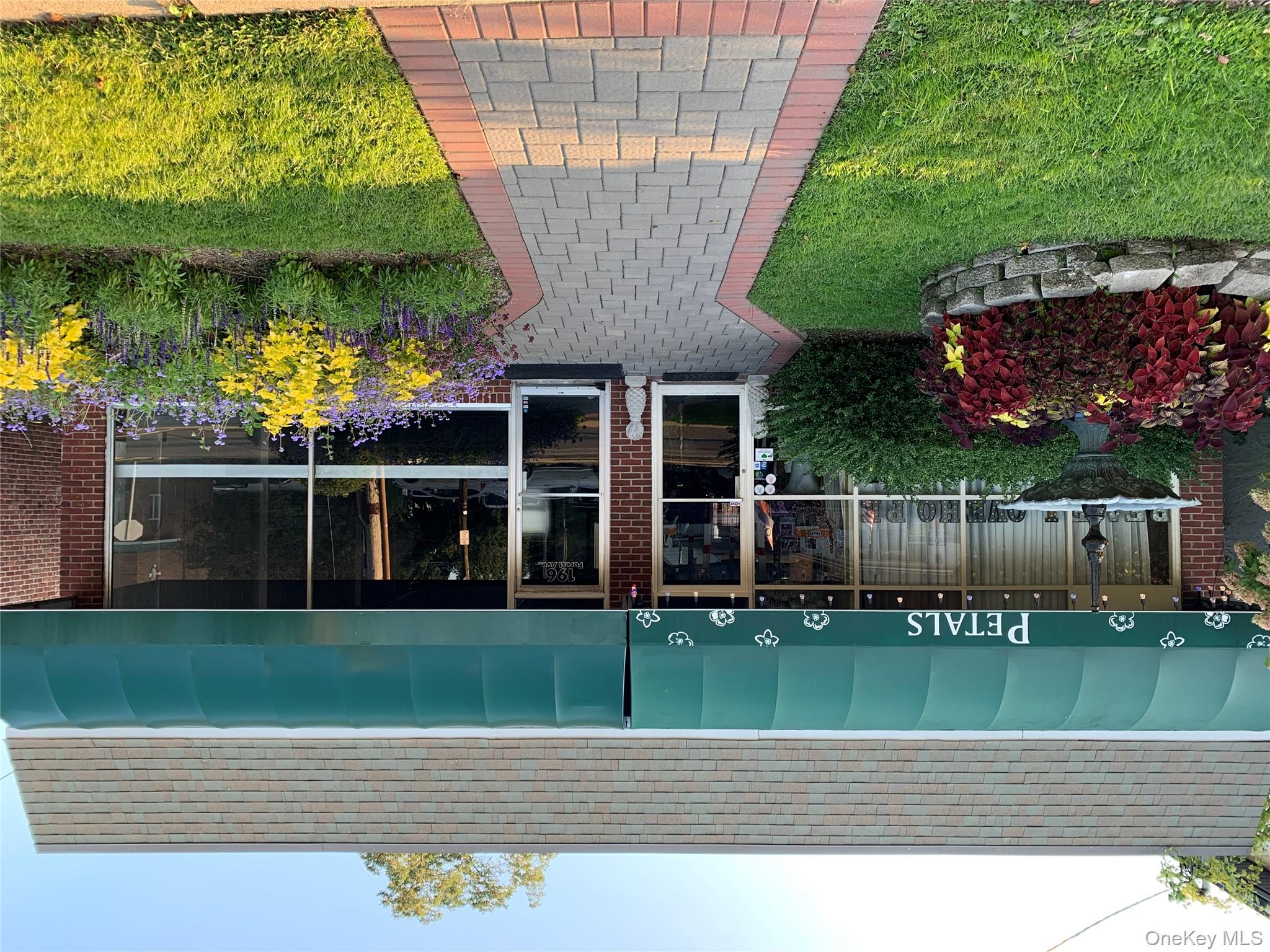 #1 photo, 196 Forest Avenue, Locust Valley , NY 11560