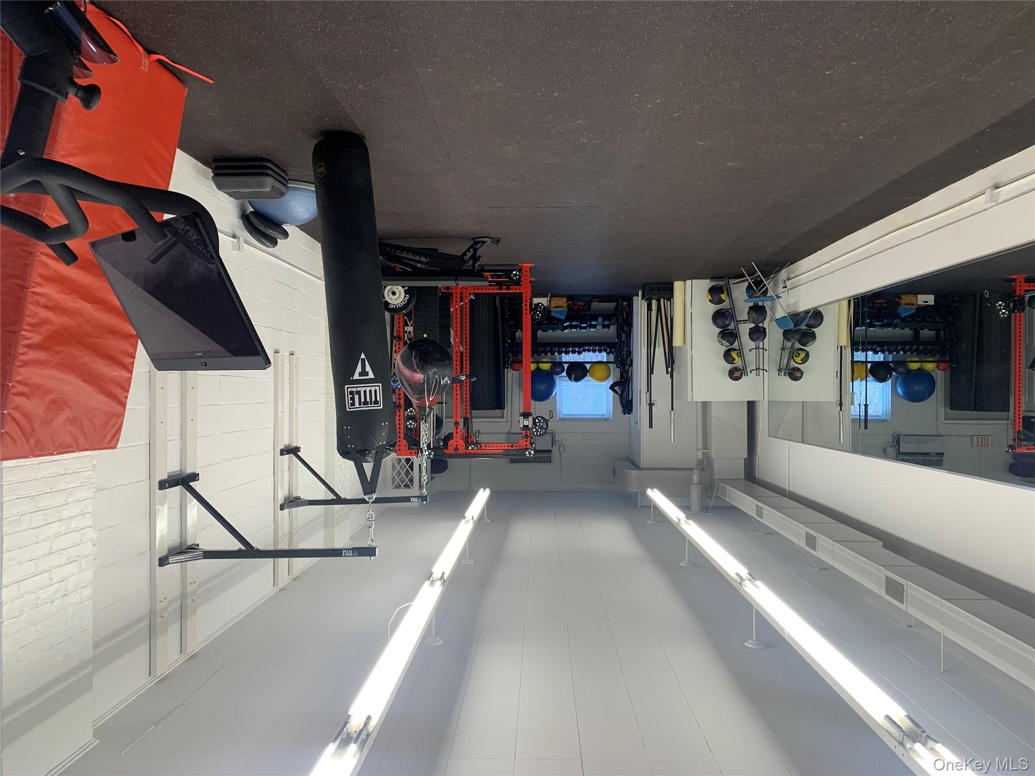 #5 photo, 196 Forest Avenue, Locust Valley , NY 11560