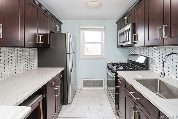 #11 photo, 926 Second Avenue, Franklin Square , NY 11010