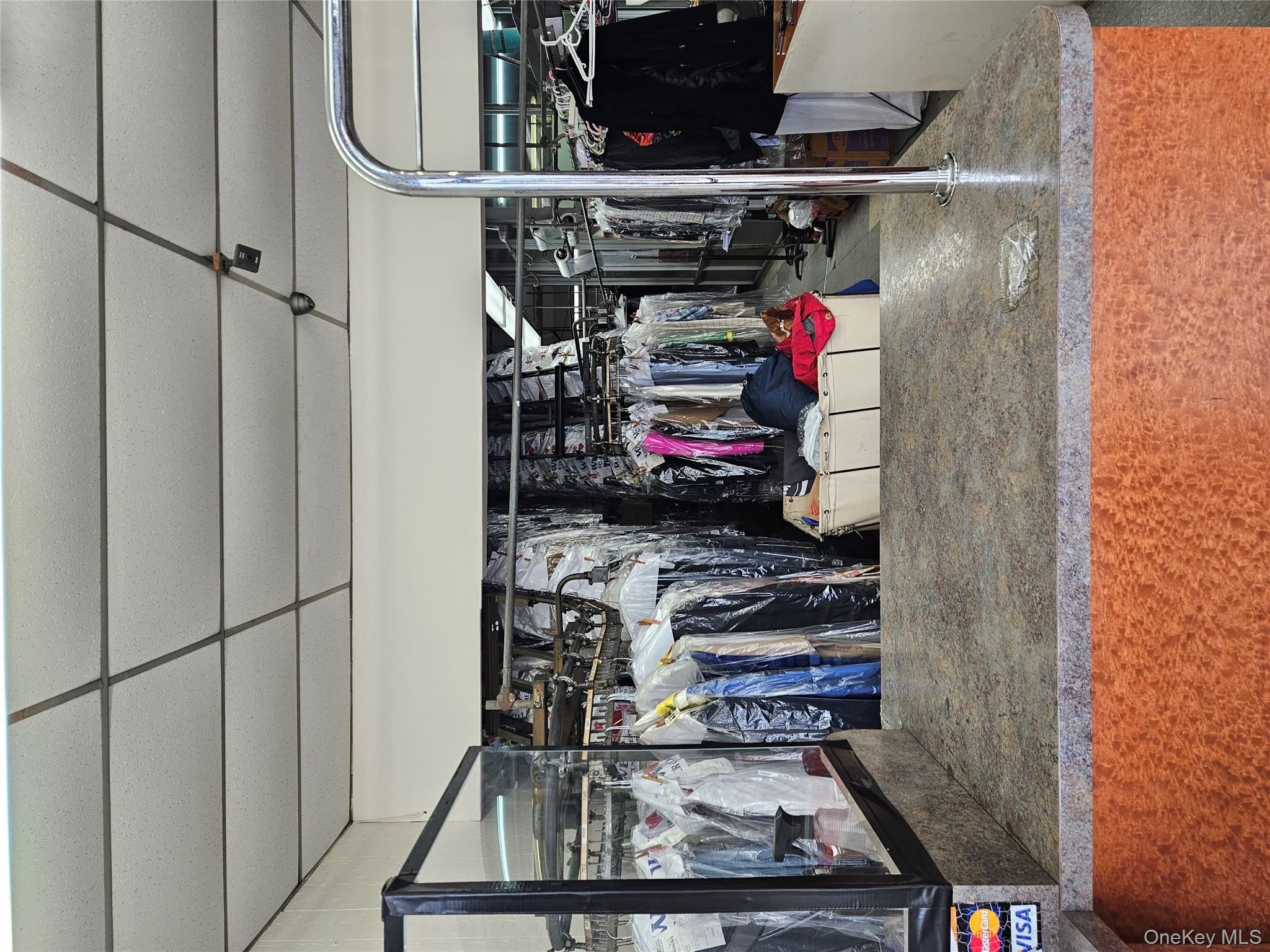 #7 photo, 13302 Rockaway Boulevard, 皇后区 奥松公园 South Ozone Park , NY 11420