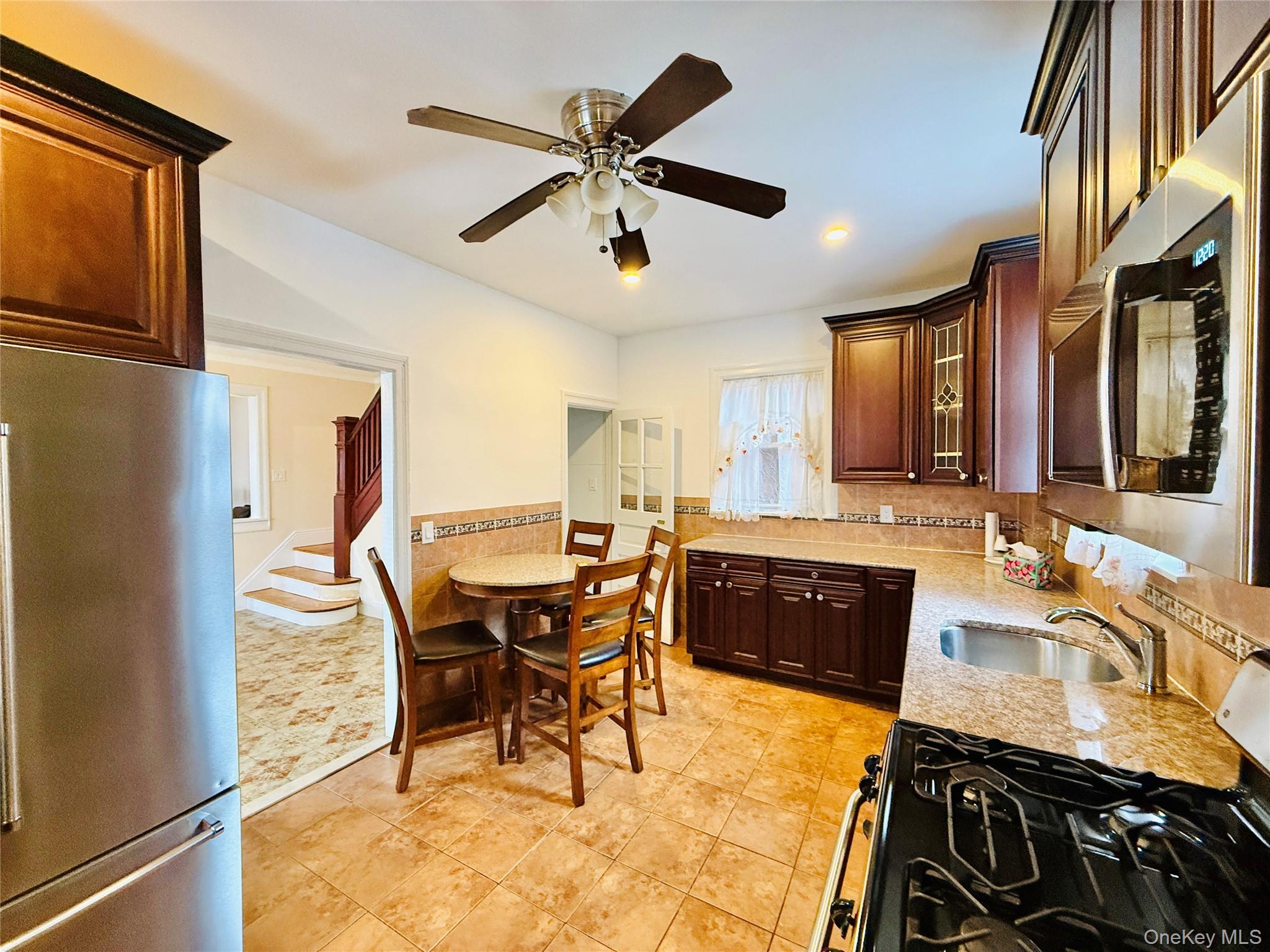 #10 photo, 1813 Willow Lane, Bronx , NY 10461