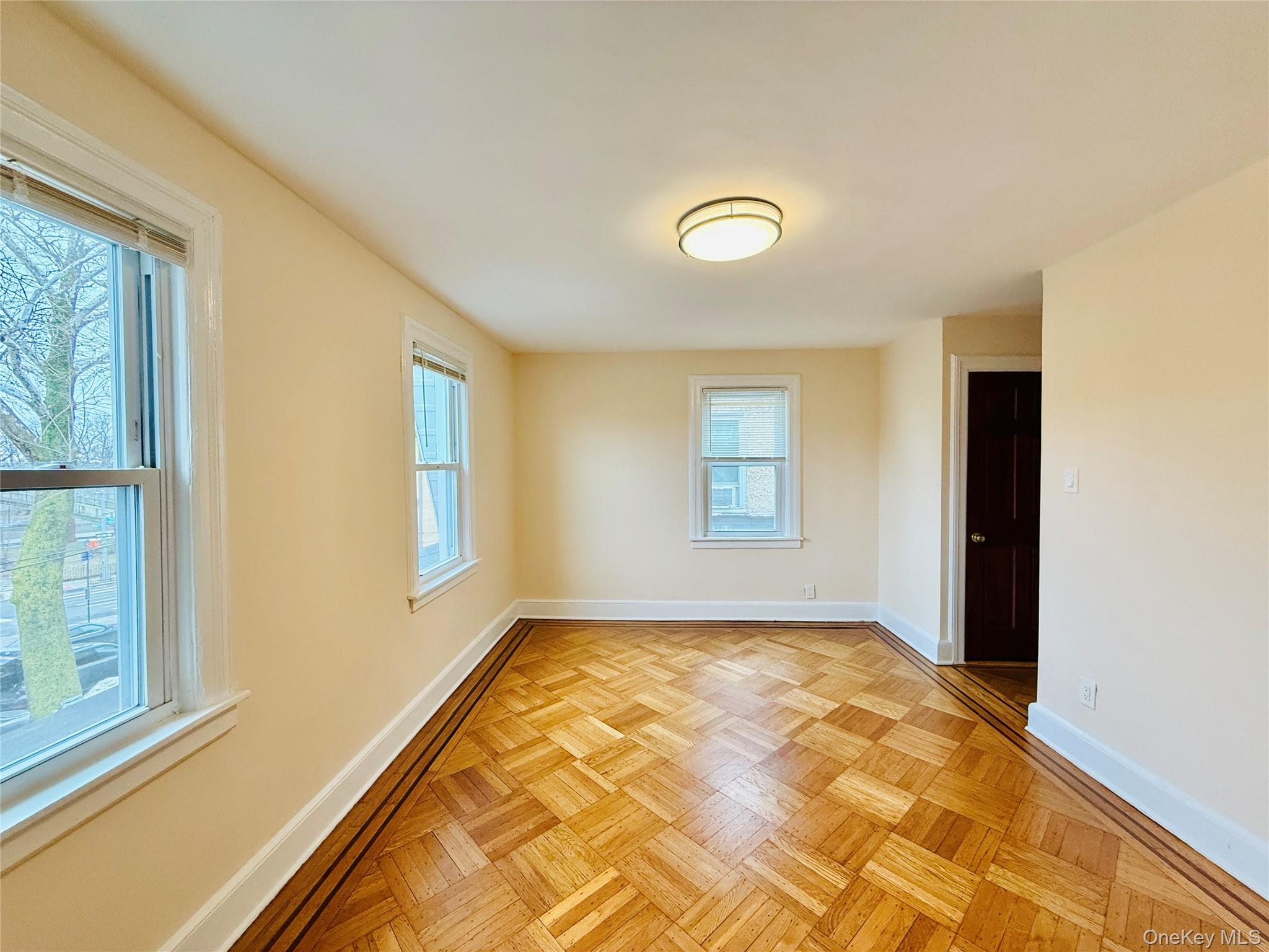 #20 photo, 1813 Willow Lane, Bronx , NY 10461