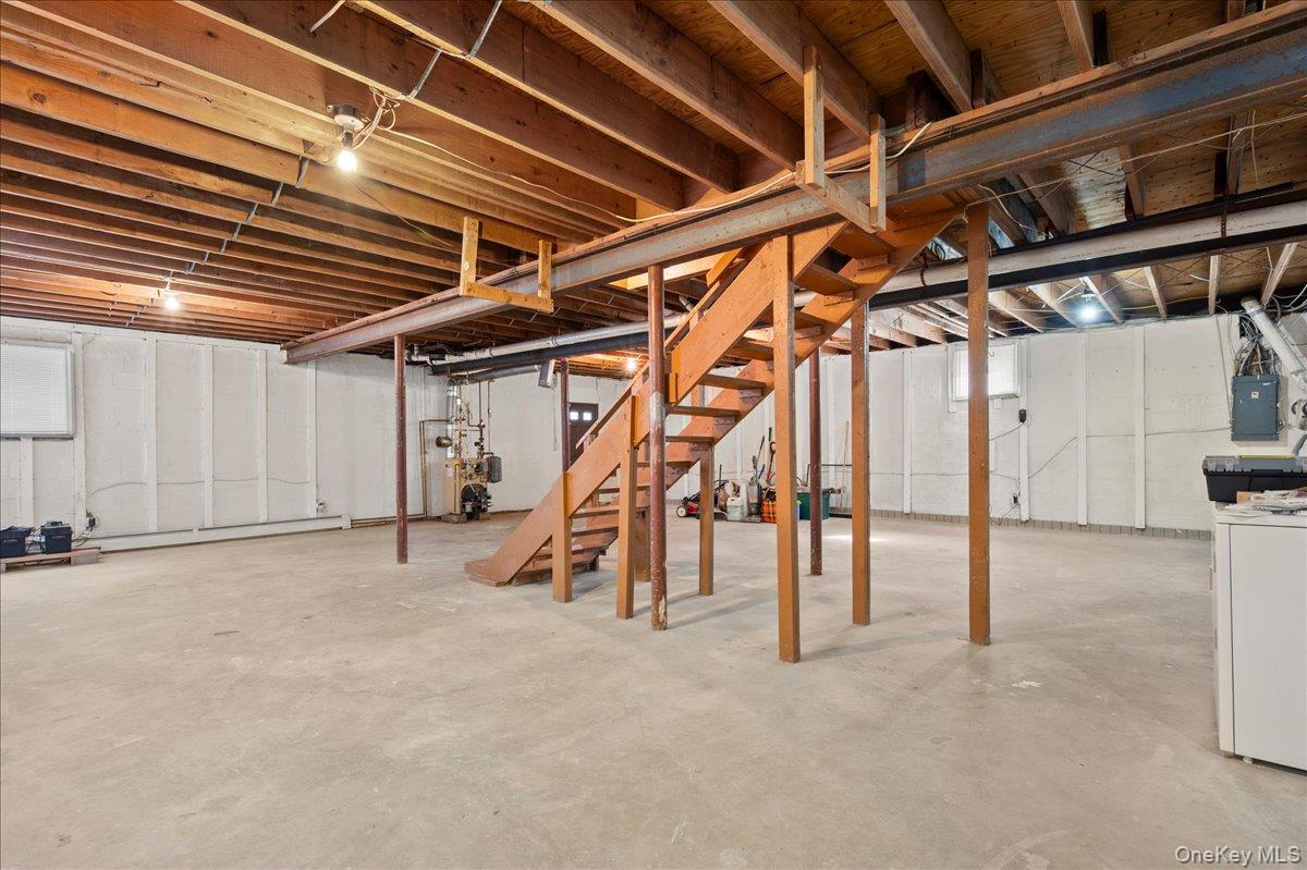 #20 photo, 136 Bushey Avenue, Yonkers , NY 10710